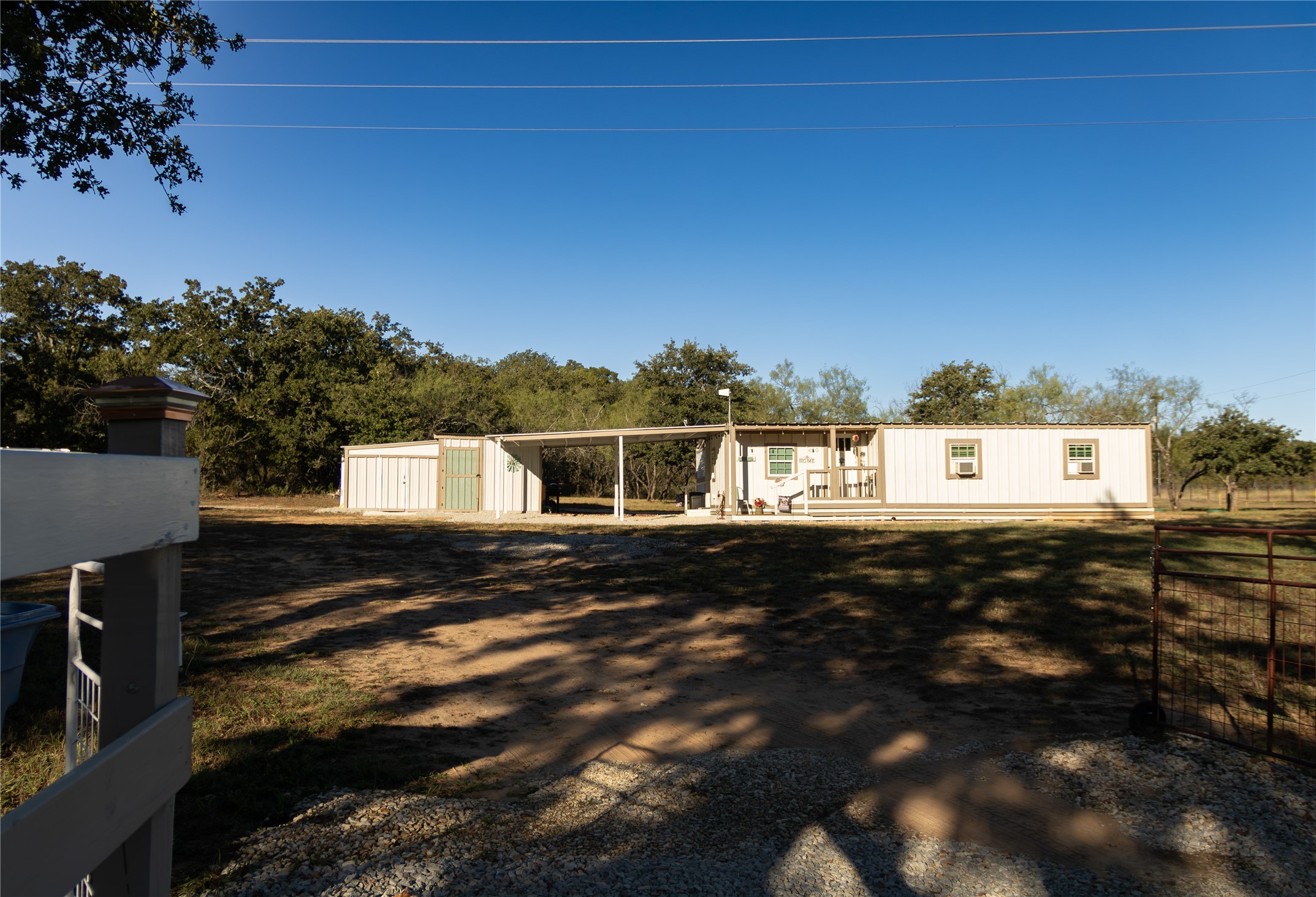 460 County Road 190 — photo