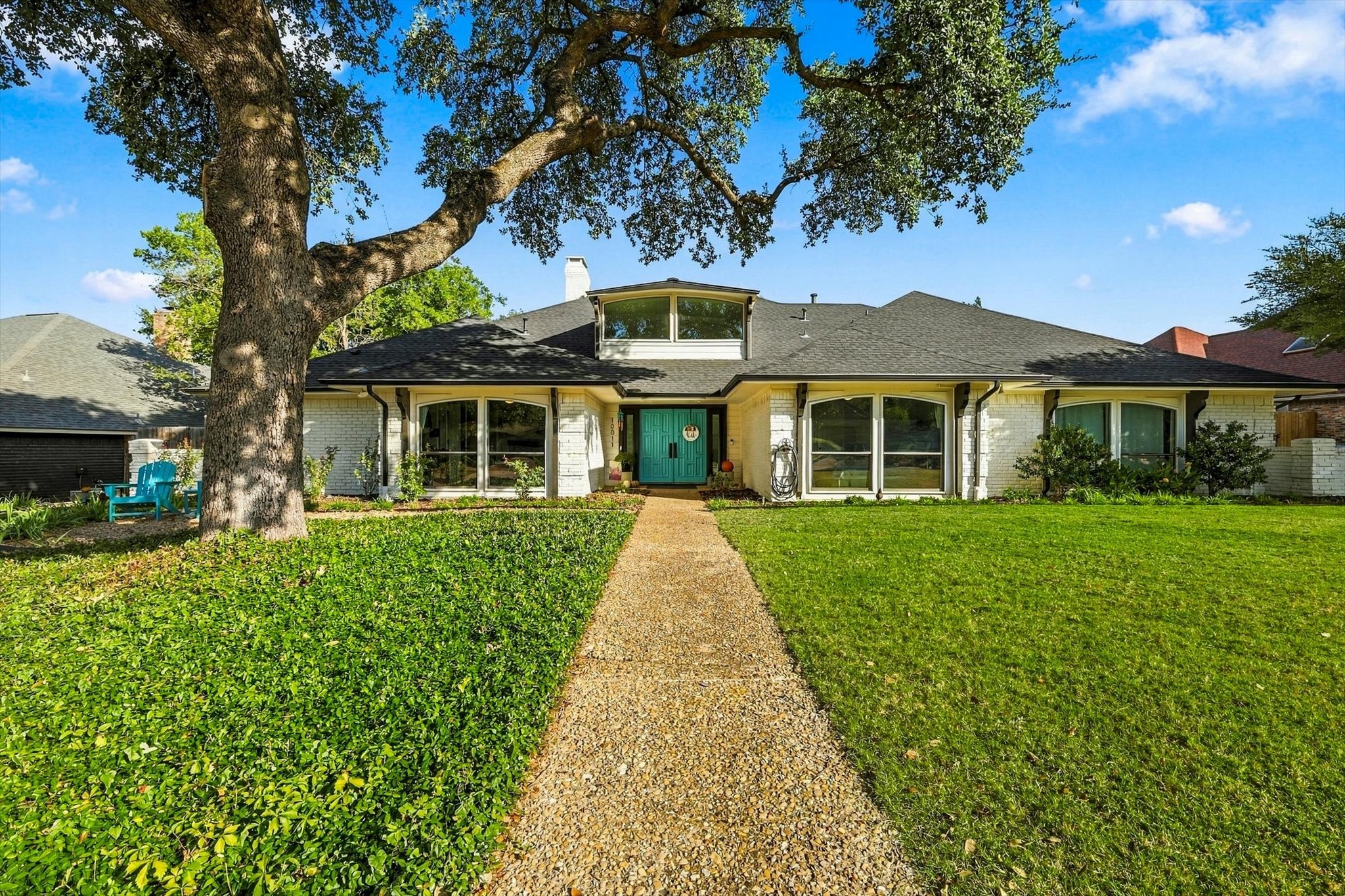 10011 Woodlake Drive — photo