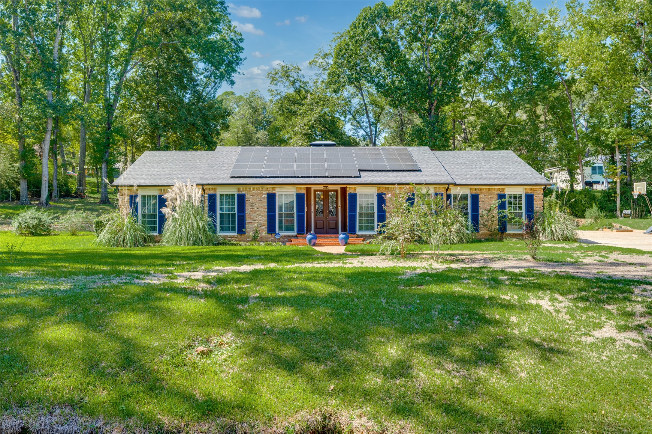 603 Glenwood Dr — photo