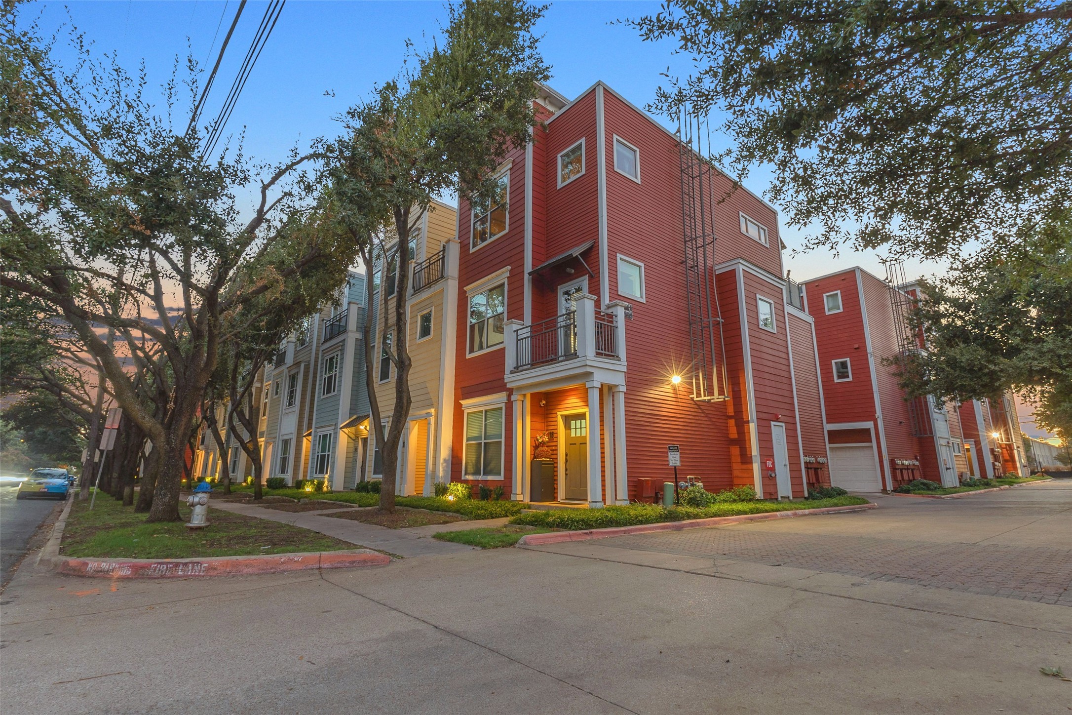 4121 McKinney Avenue Unit 18 — photo