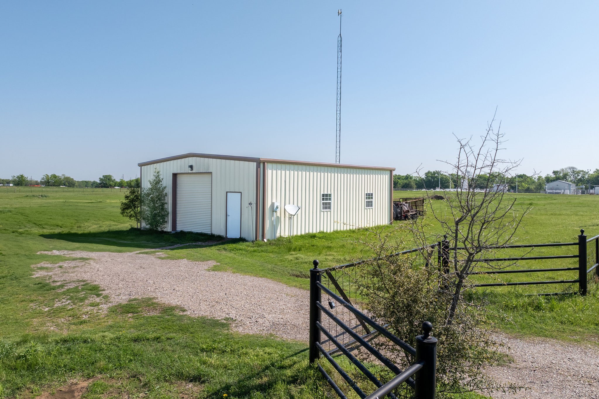 12930 FM 1651 — photo