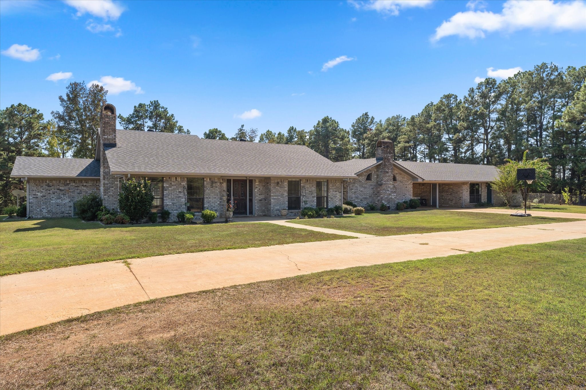 1070 County Road 3772 — photo