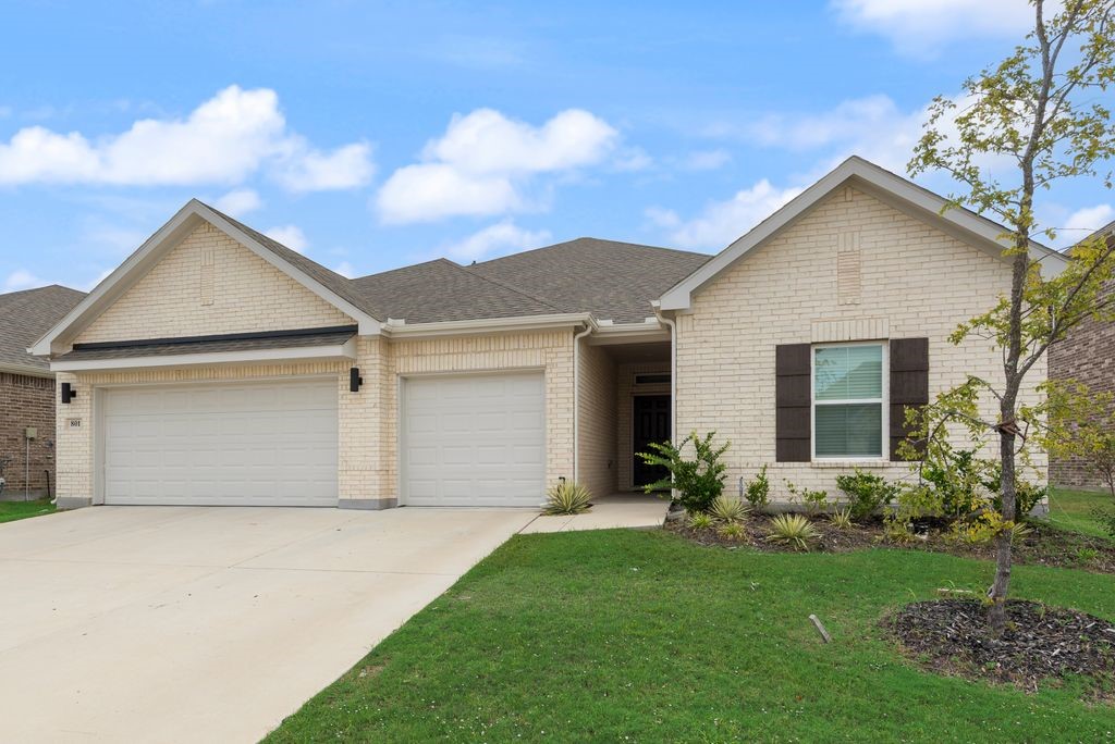 801 Vineyard Way — photo