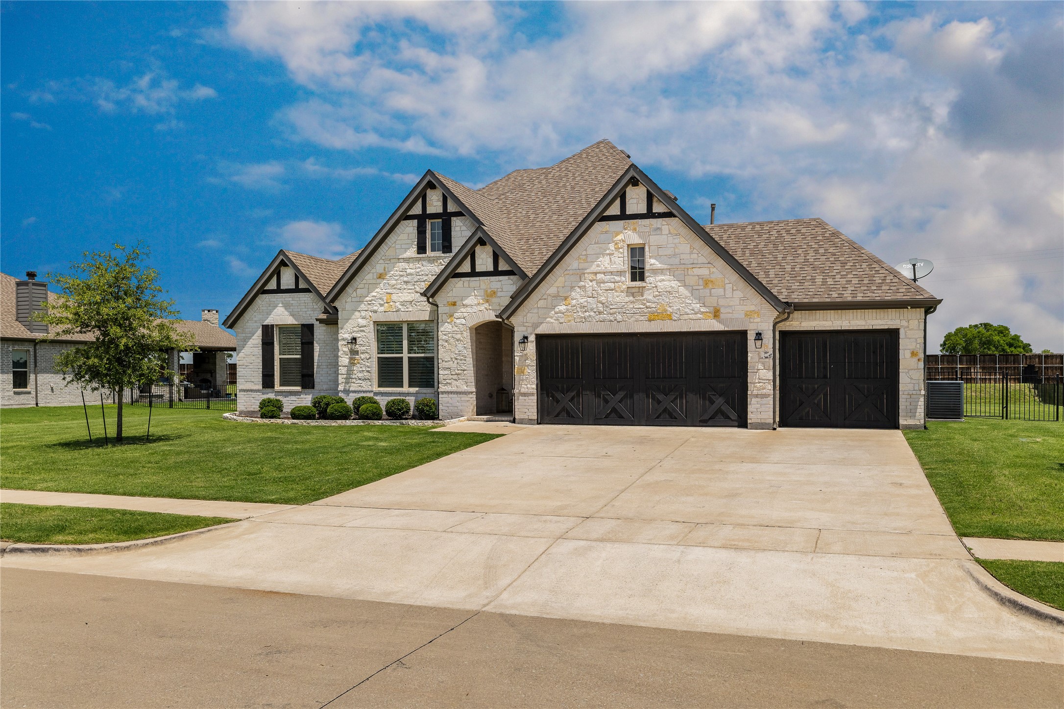1430 Shaker Hills Road — photo