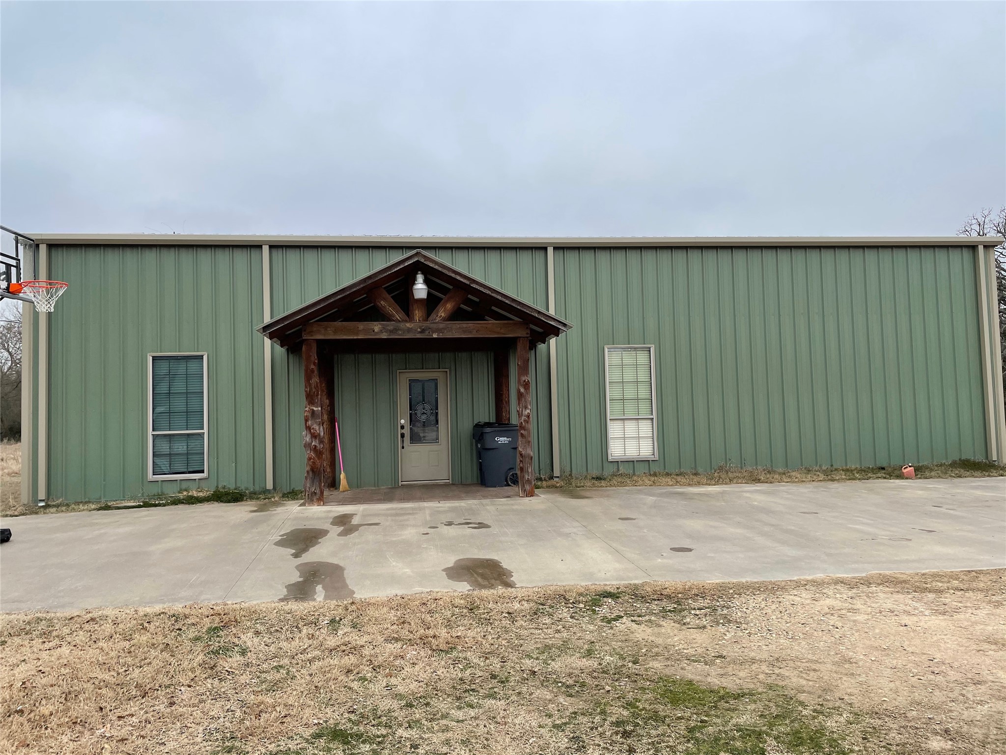 7430 Farm Rd 2653 — photo