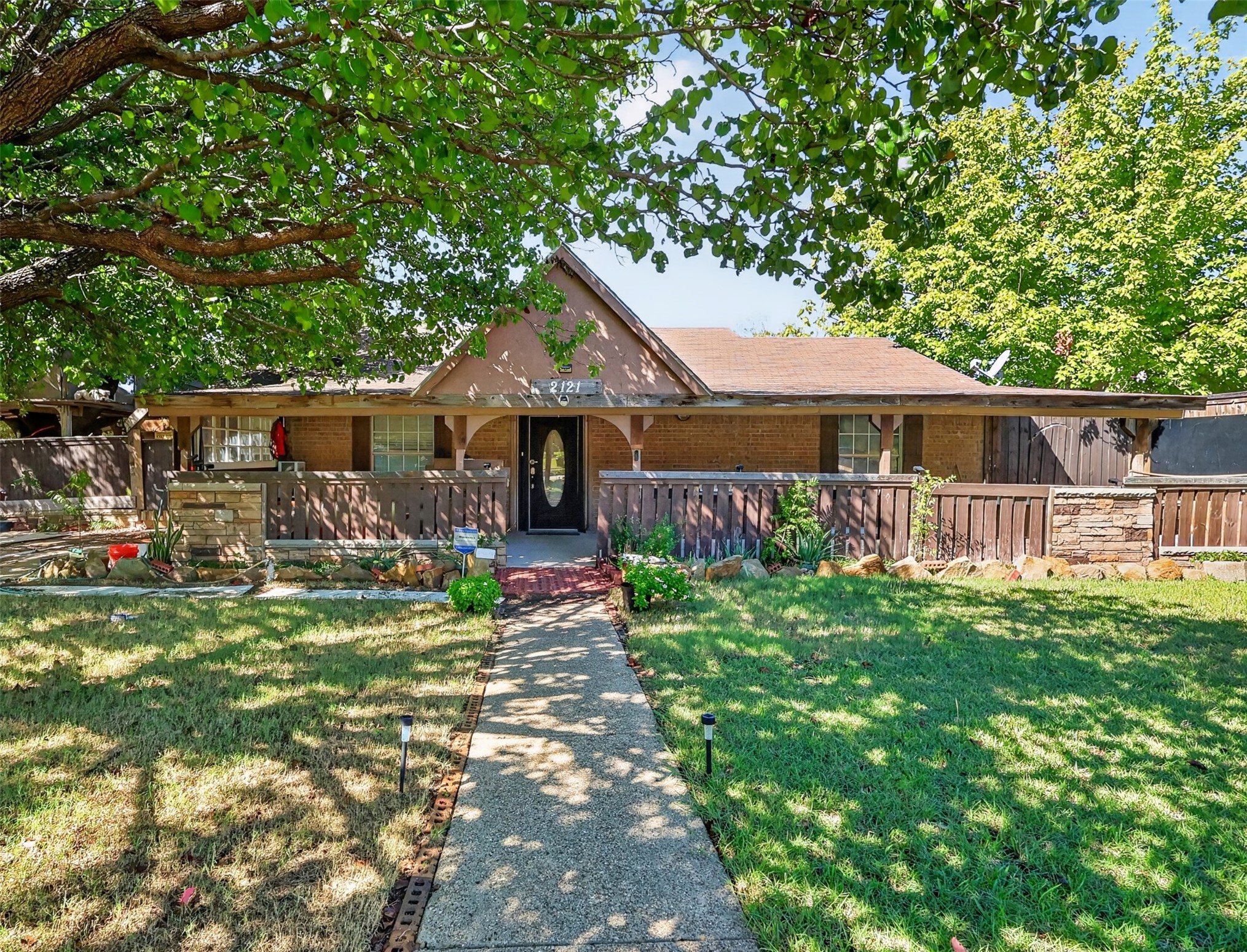 2121 High Summit Drive — photo