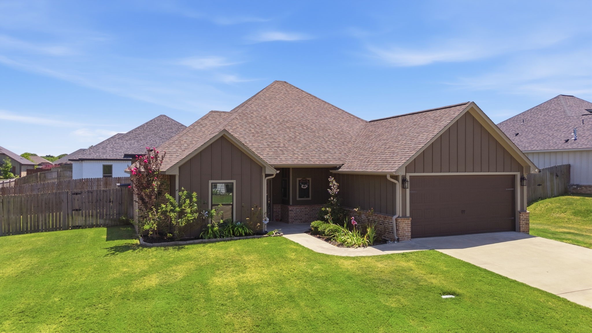 217 Smith Circle — photo