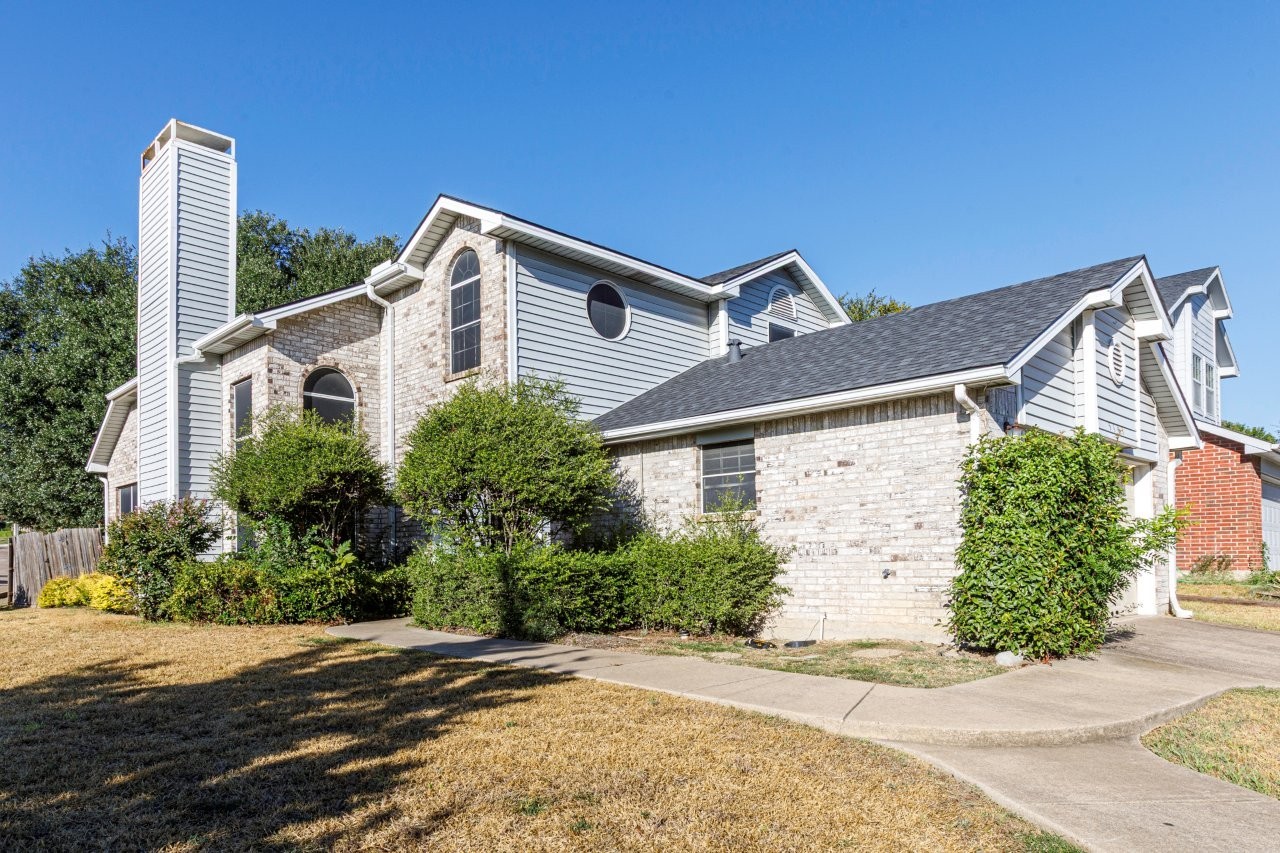 5303 Waterford Drive — photo