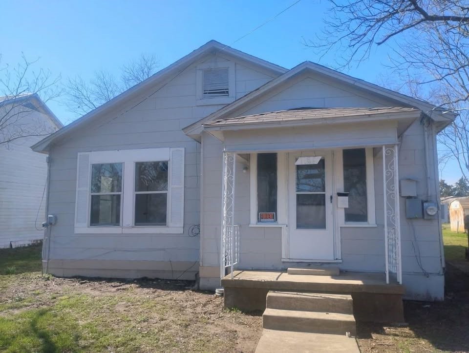 1104 S Columbia Street — photo