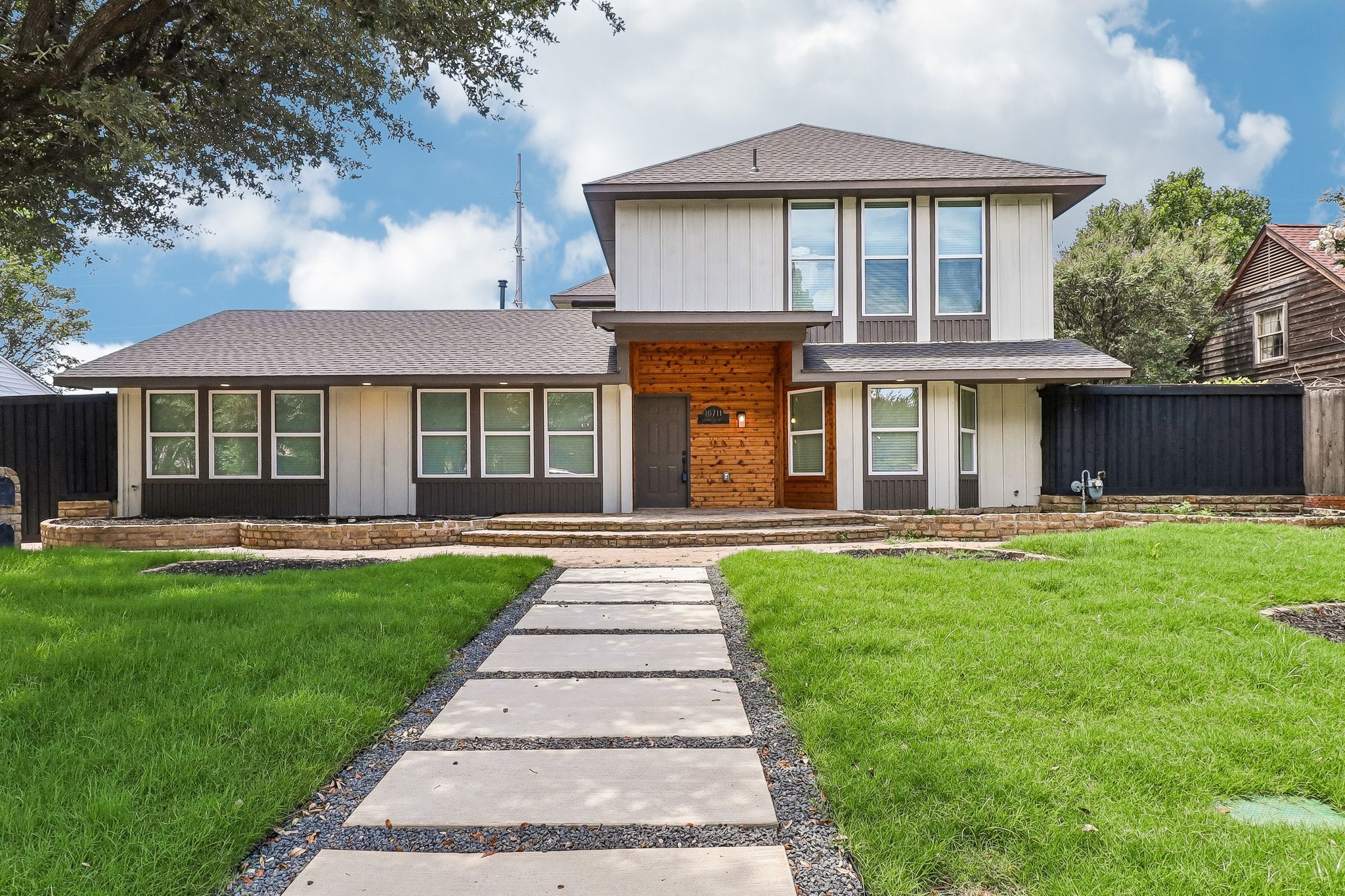 10711 Cromwell Drive — photo