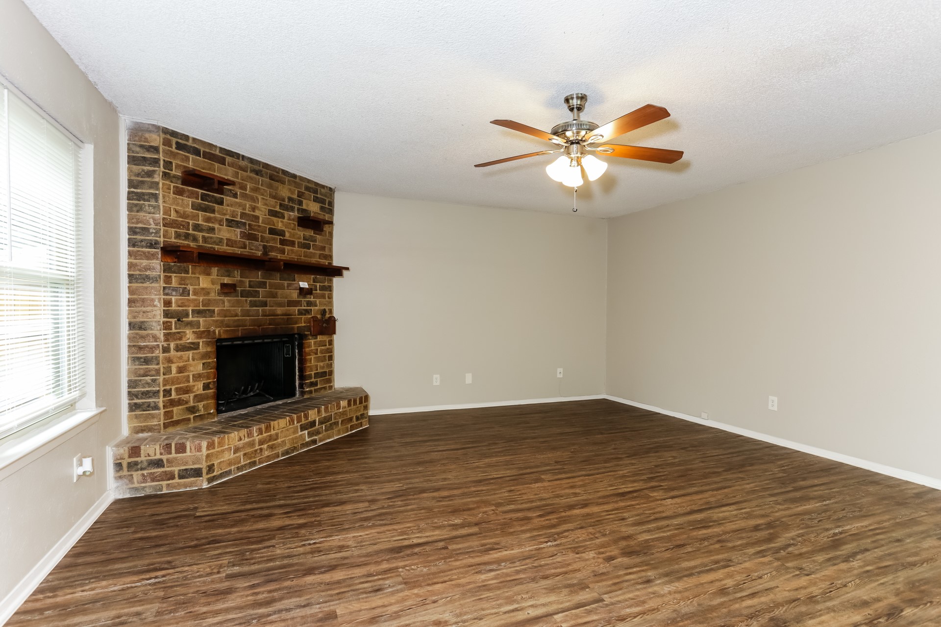 604 Circleview Drive, Mansfield, TX 76063 — photo 2
