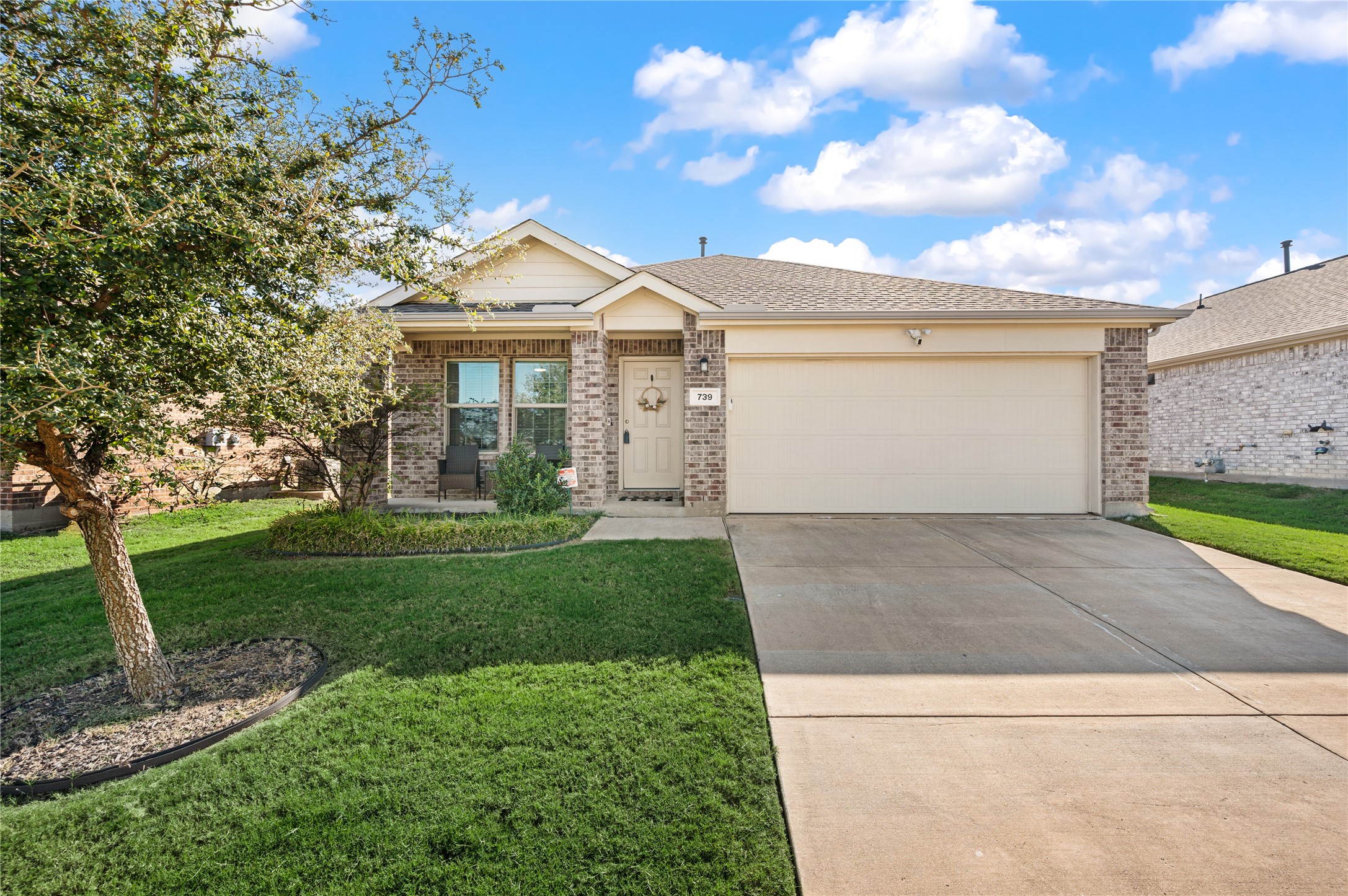 739 Mulberry Drive — photo