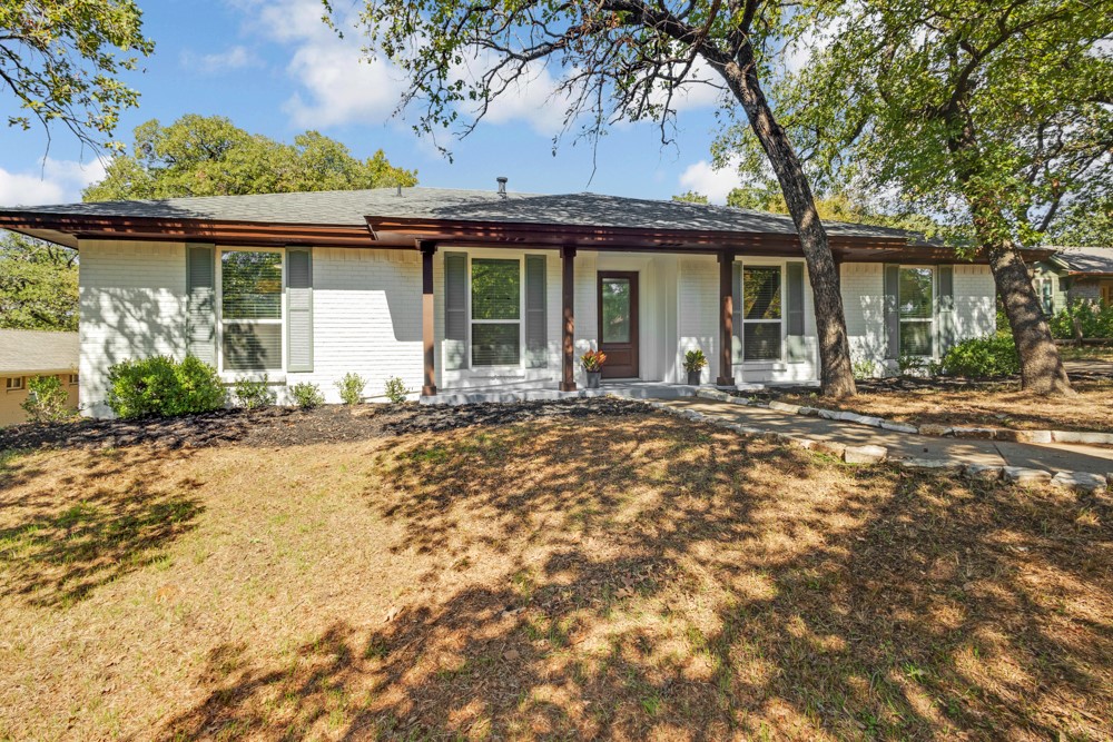 1137 Melissa Drive — photo