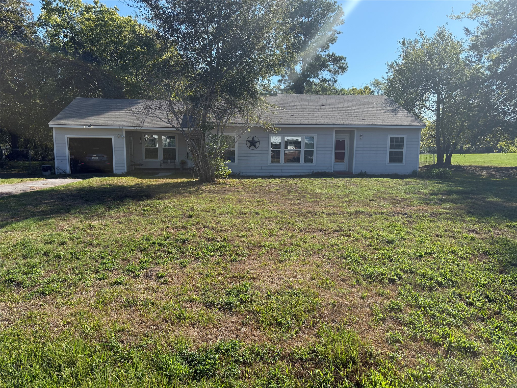 501 Live Oak Street — photo
