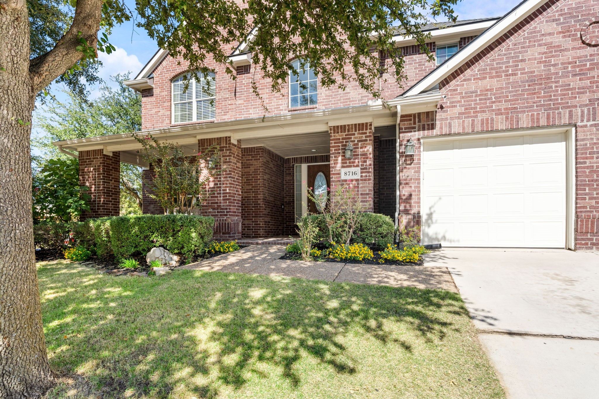 8716 Brook Hollow Drive — photo