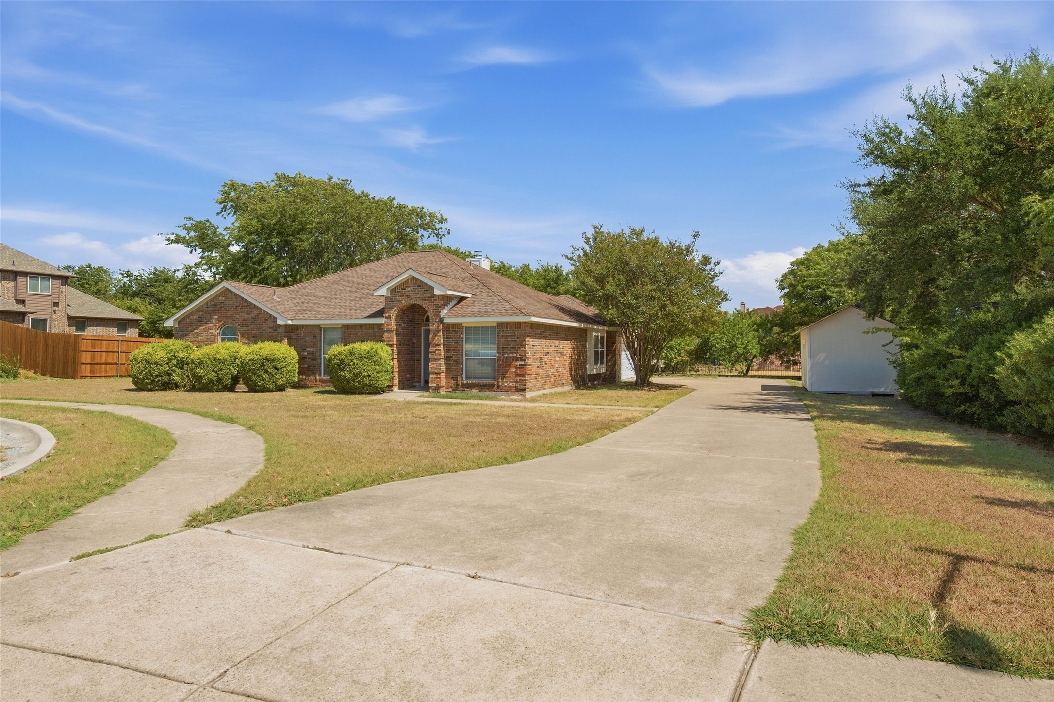 6050 Park View Dr — photo