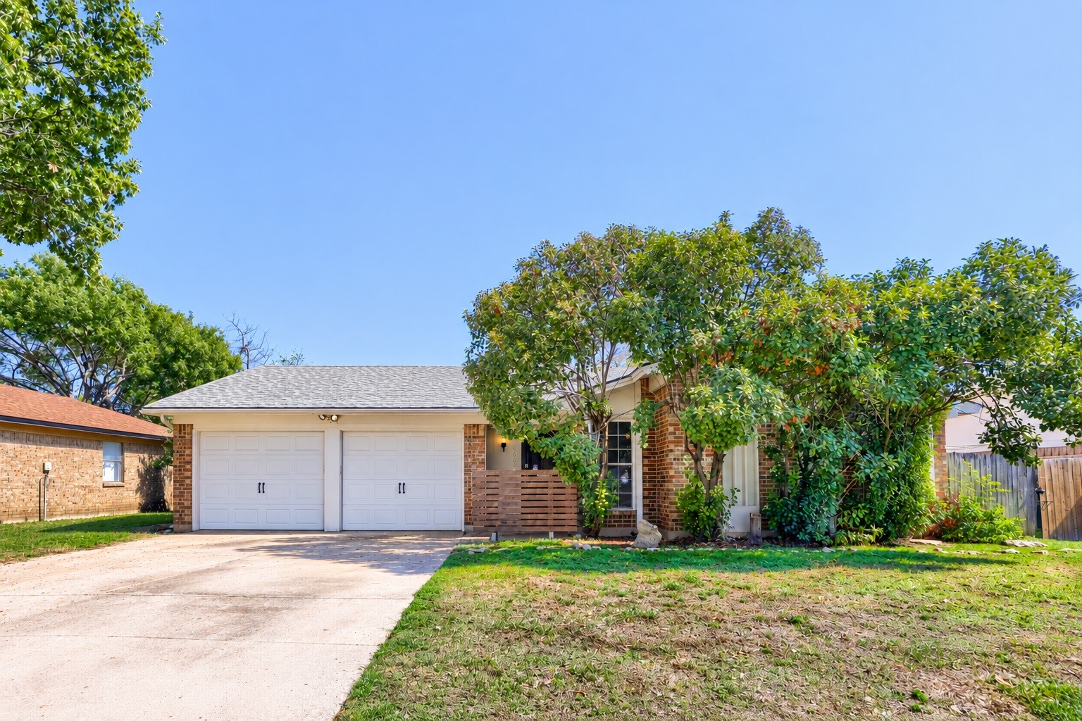6604 Brookdale Drive — photo