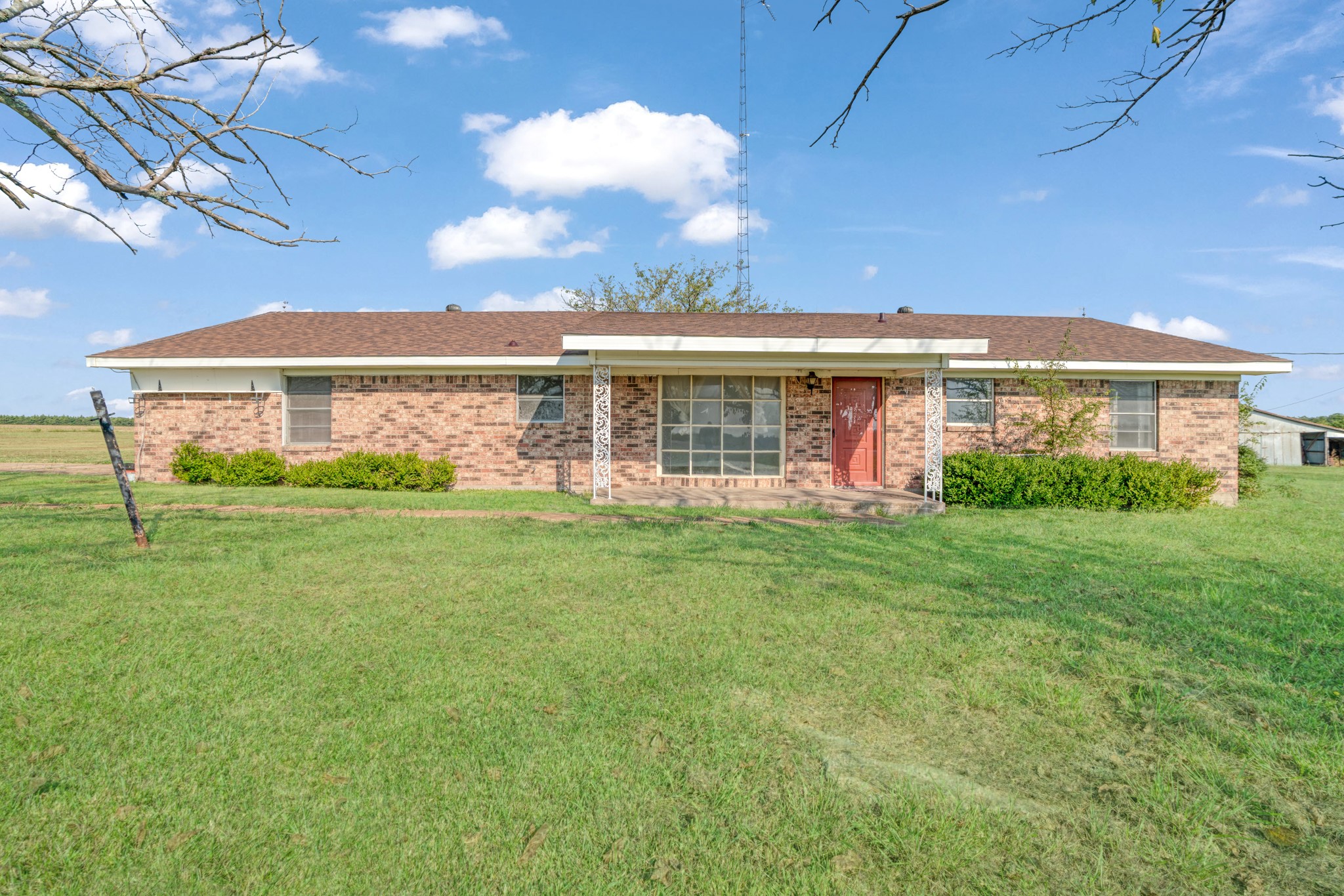 7015 Texas Highway 24 Highway — photo