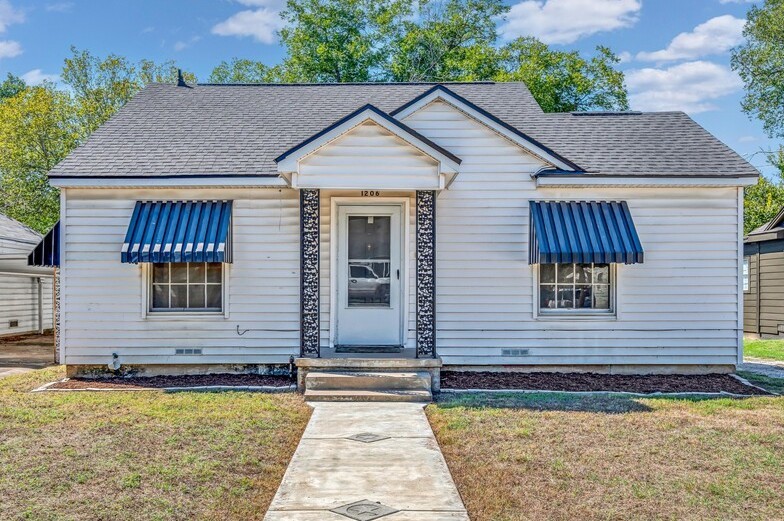 1206 Ashleman Street — photo