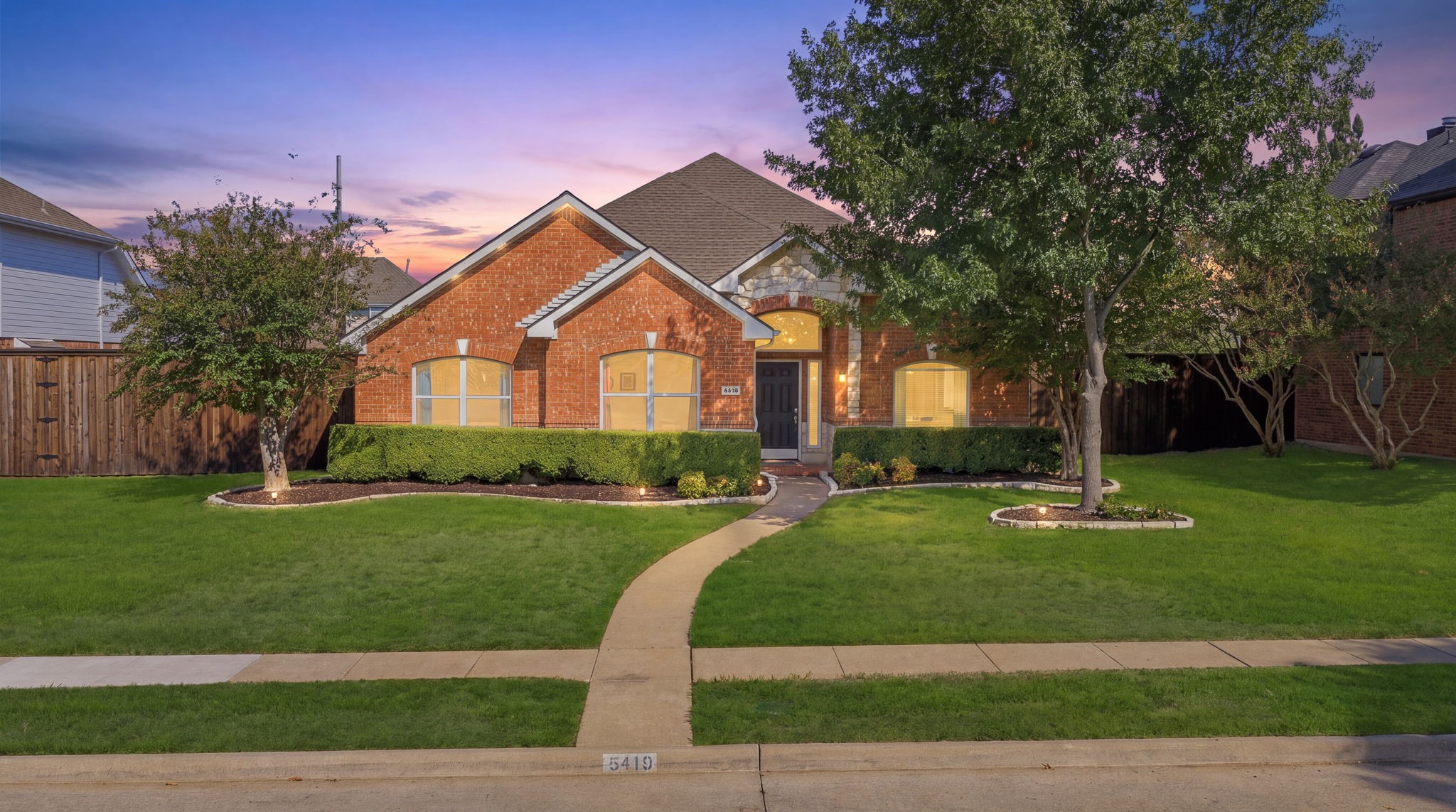 5419 Wellington Drive — photo