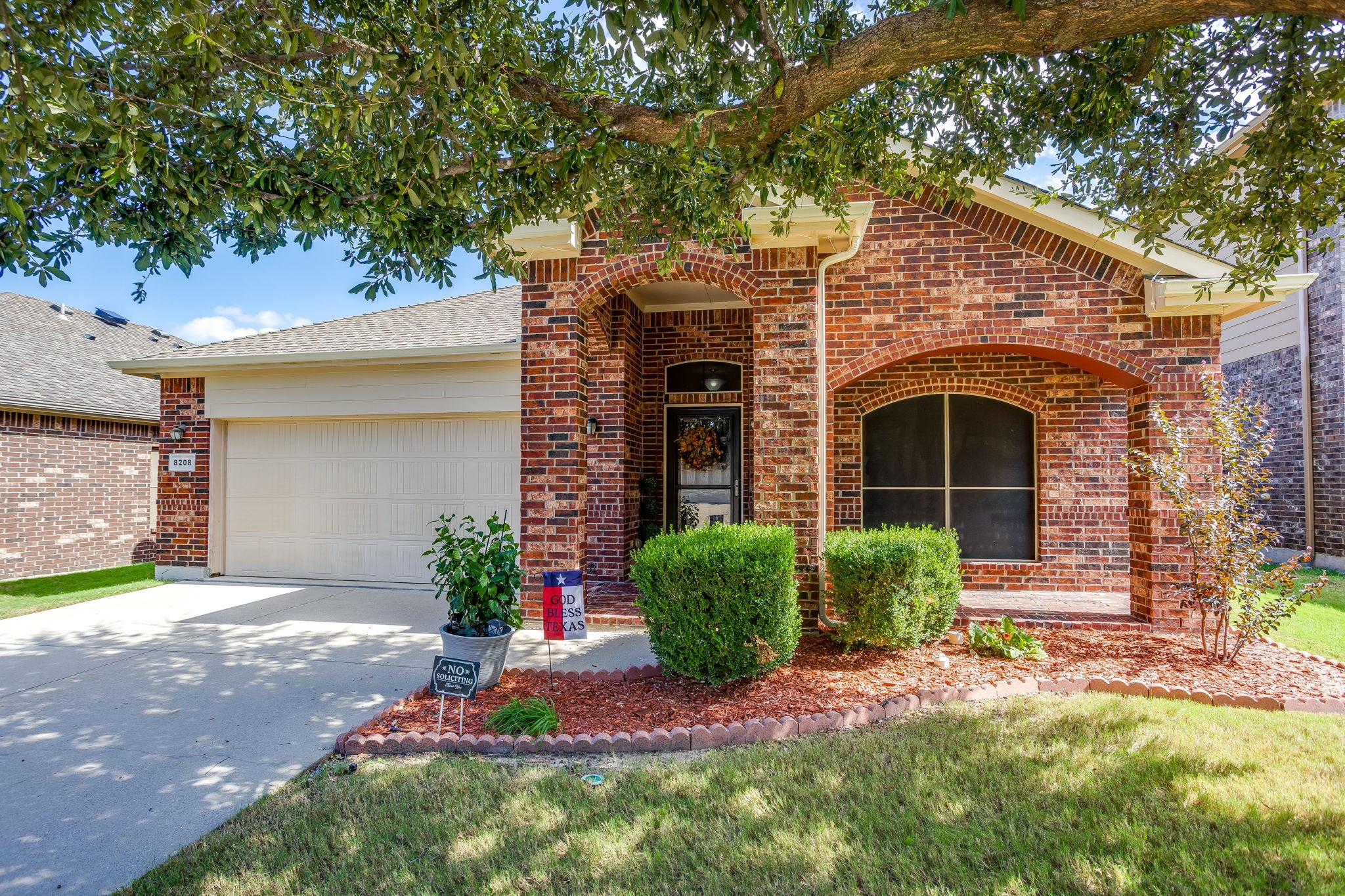 8208 Sleeping Doe Drive — photo