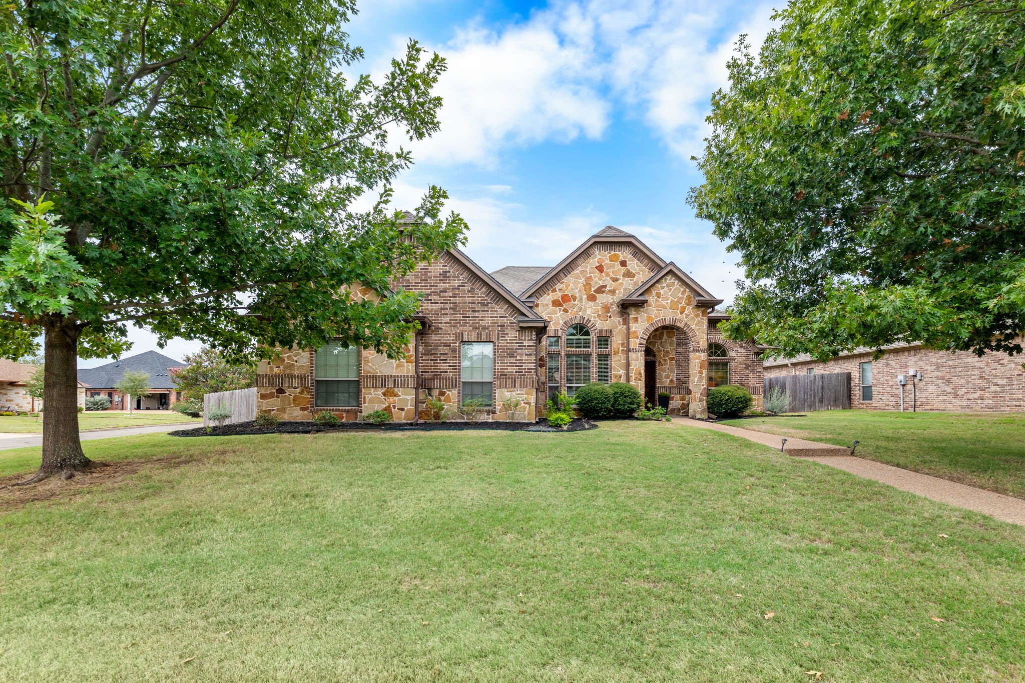 10300 Whitney Trace — photo