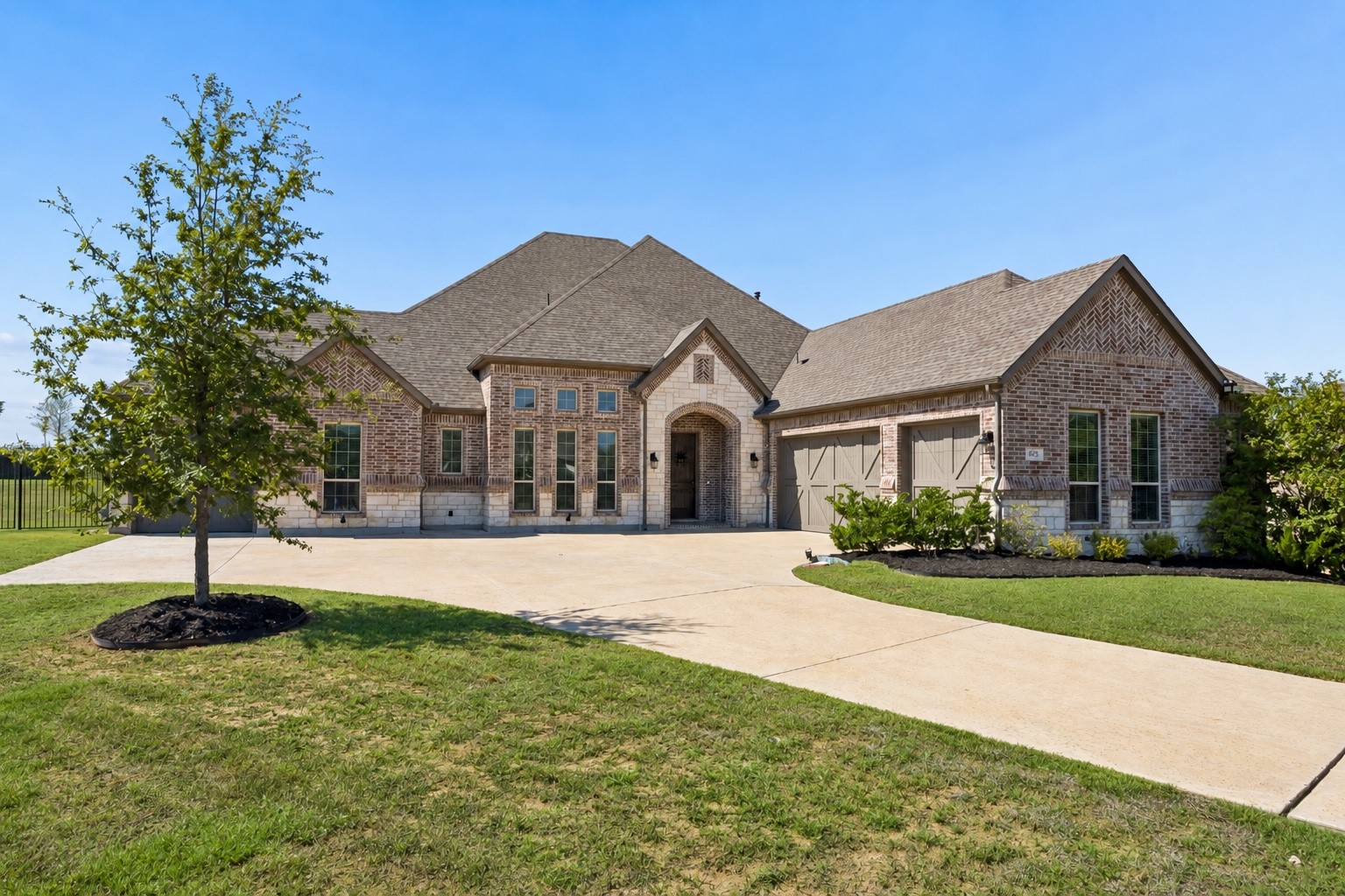 605 Calm Crest Drive — photo