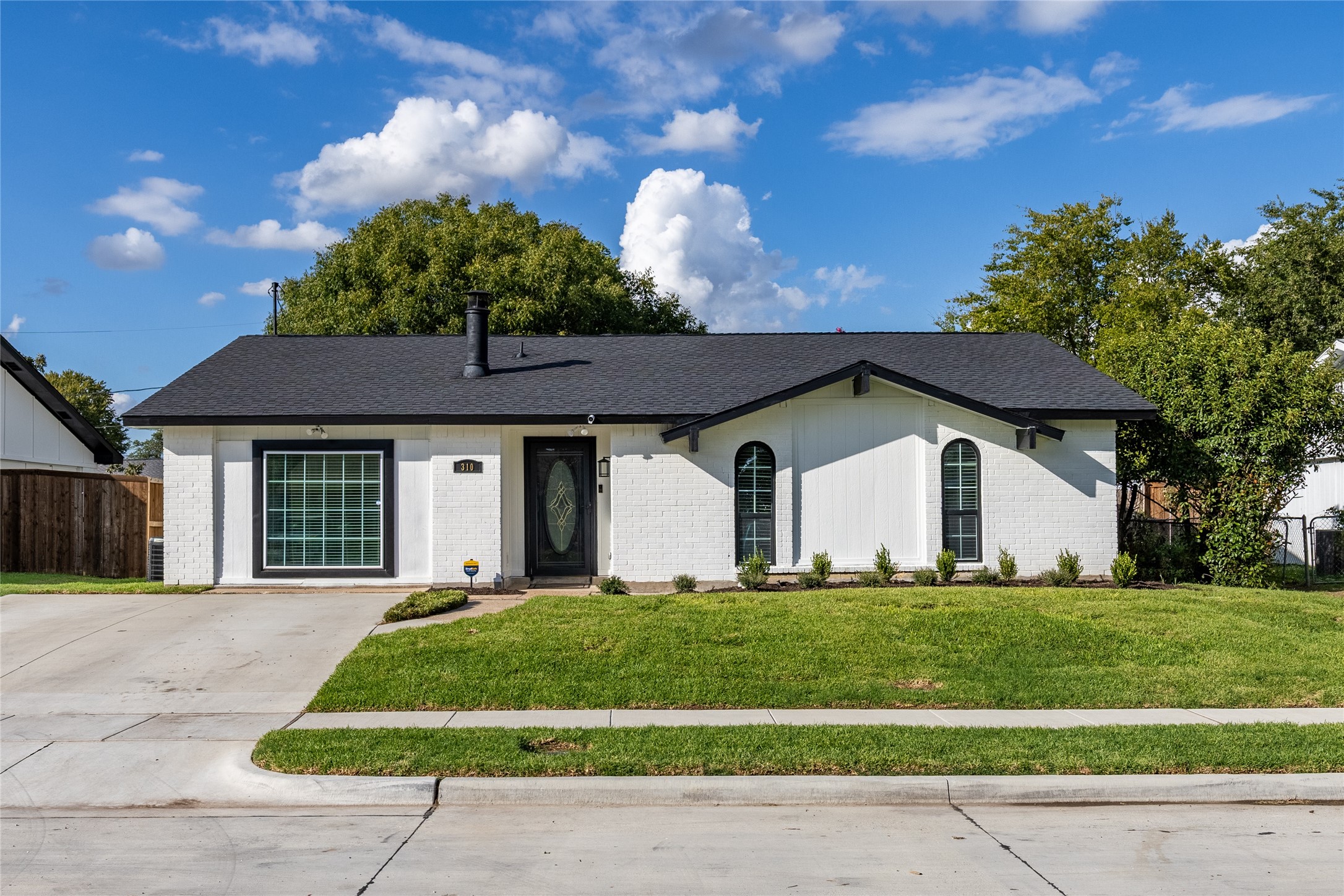 310 Glendale Drive — photo