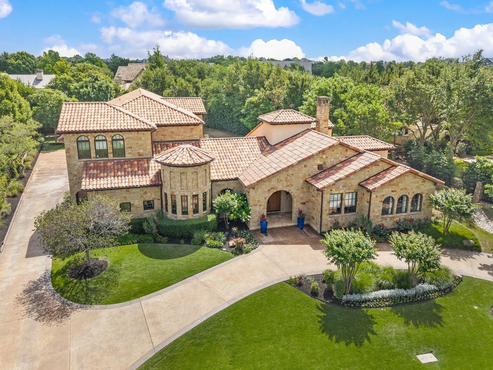 2217 King Fisher Drive — photo