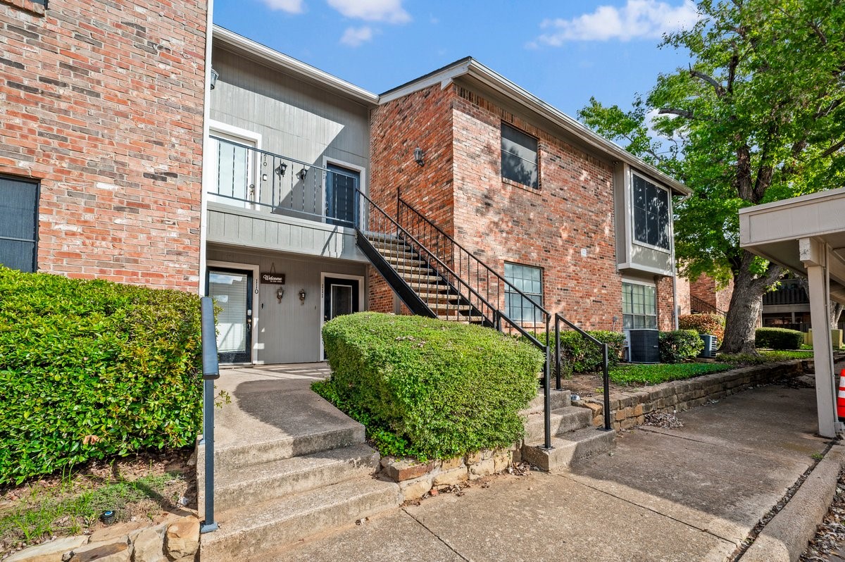 2719 Silver Creek Drive Unit 111 — photo