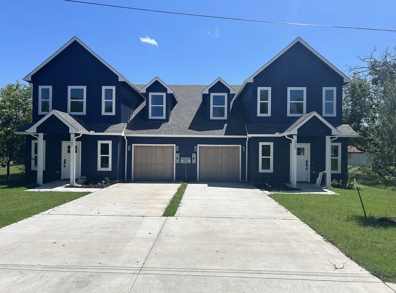 309 W Cedar Street — photo