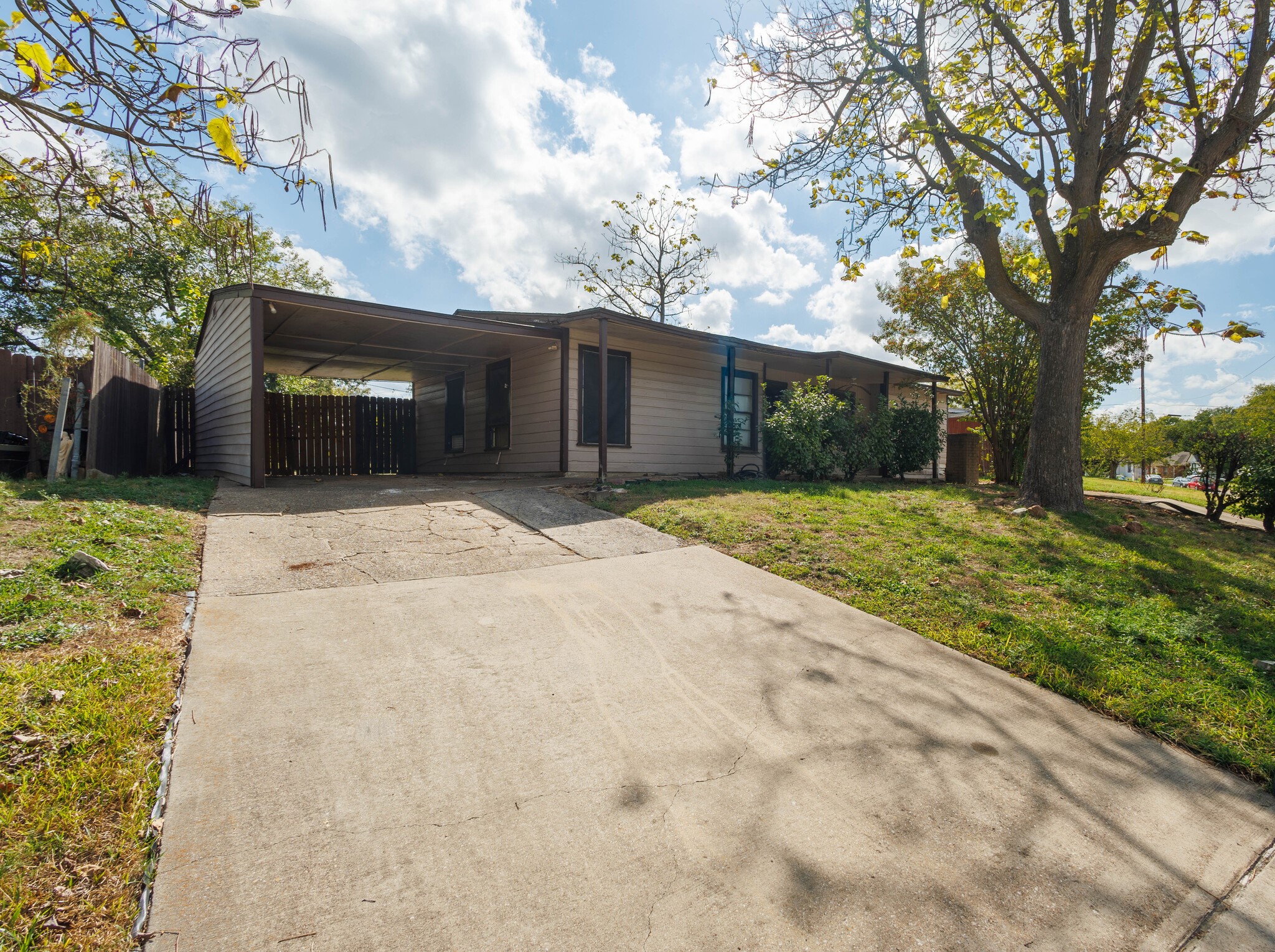 124 Rio Rita Drive, Garland, TX 75040