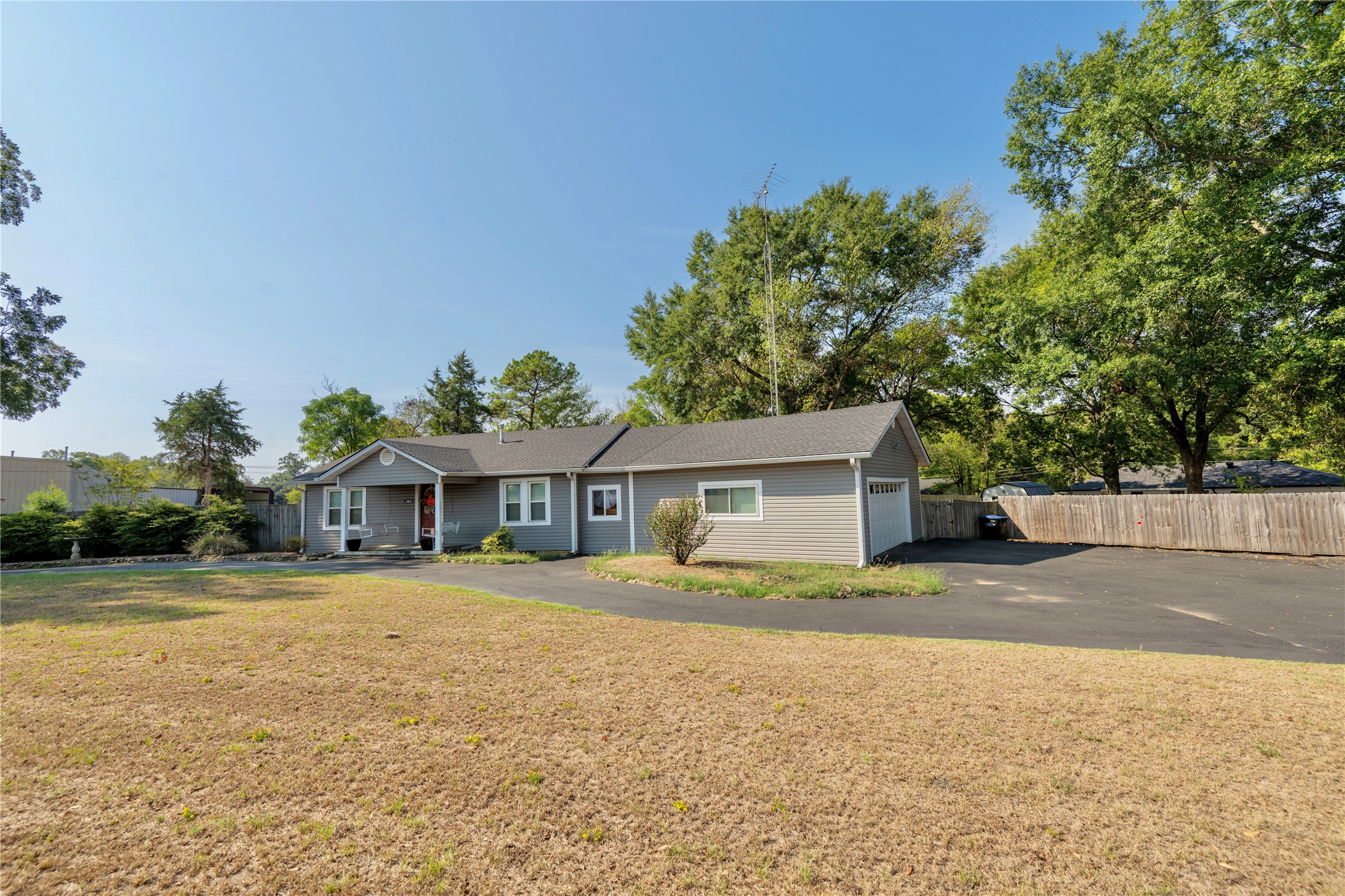 3517 W Loop 281, Longview, TX 75604 — photo 2