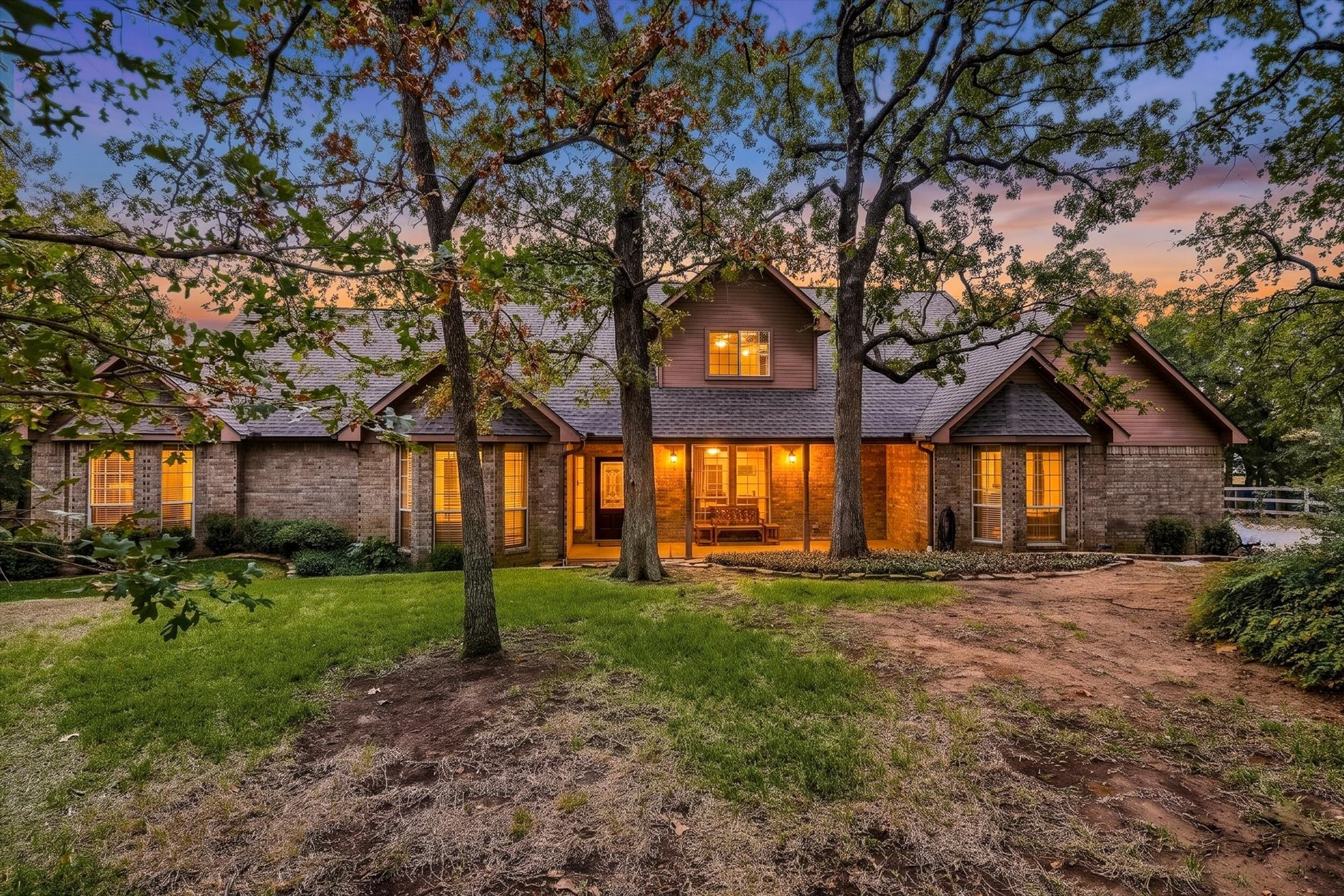 1231 Oak View Court — photo