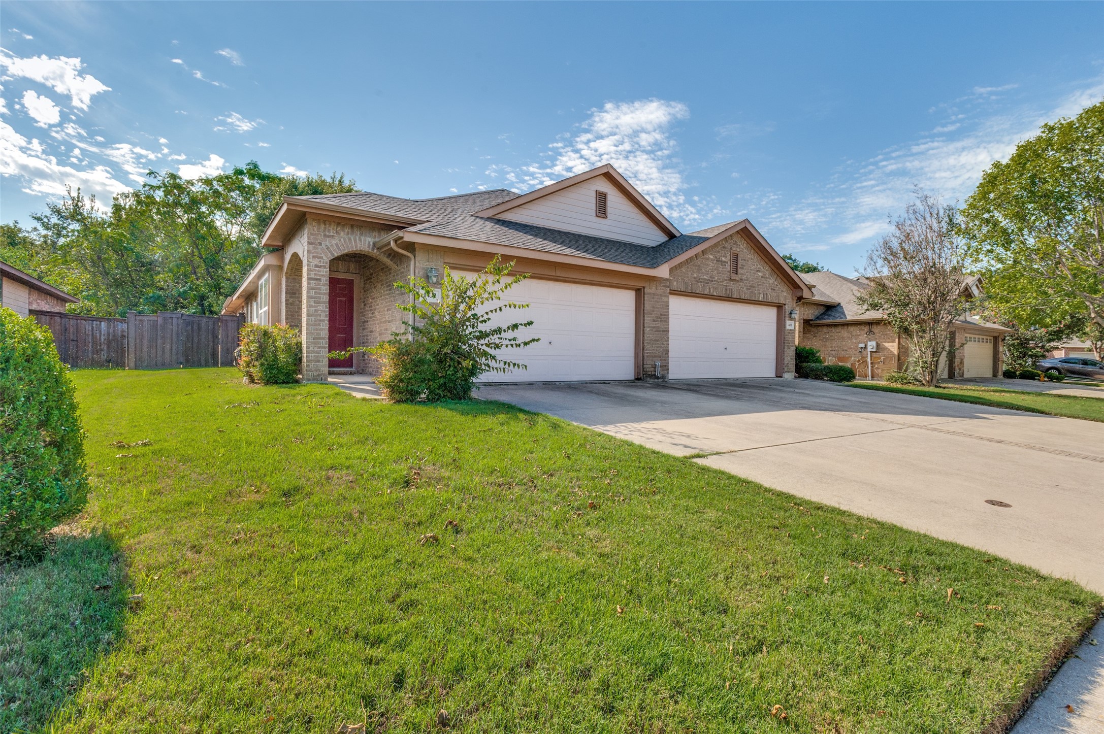 1433 Ravenwood Drive — photo