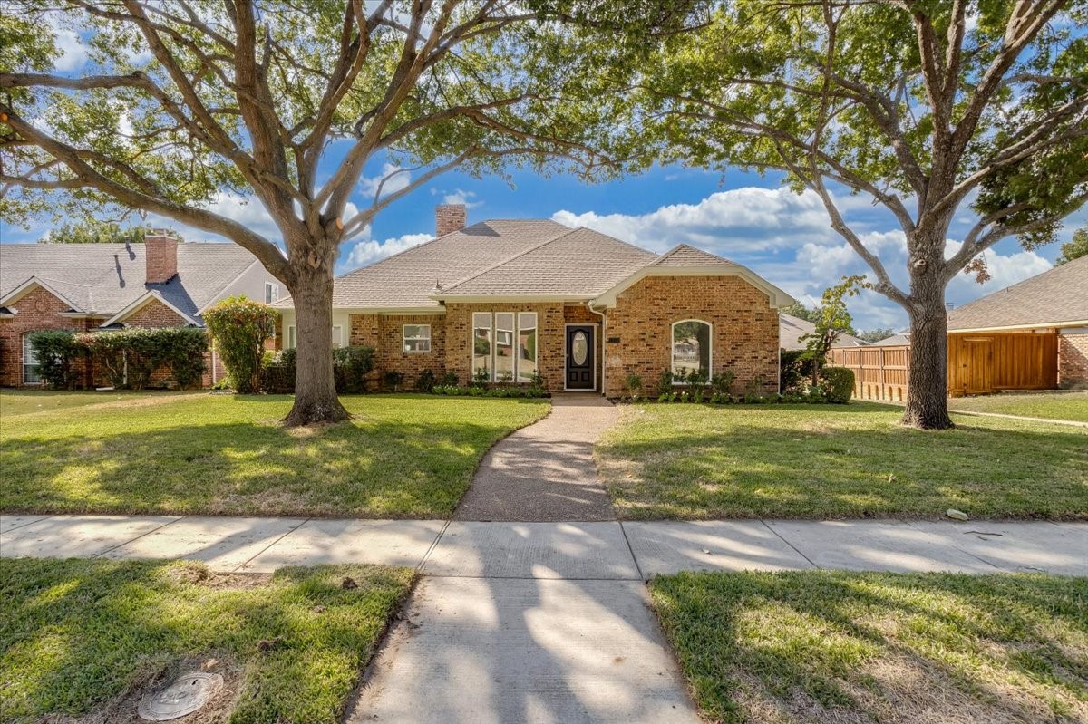 1309 Iowa Drive — photo