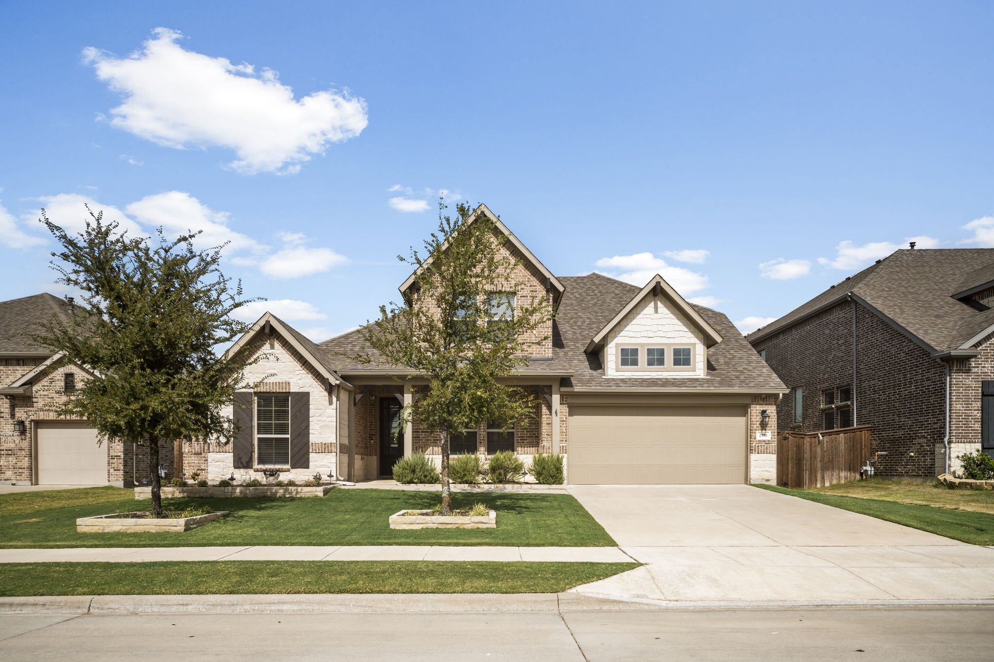 2980 Clearwater Drive — photo