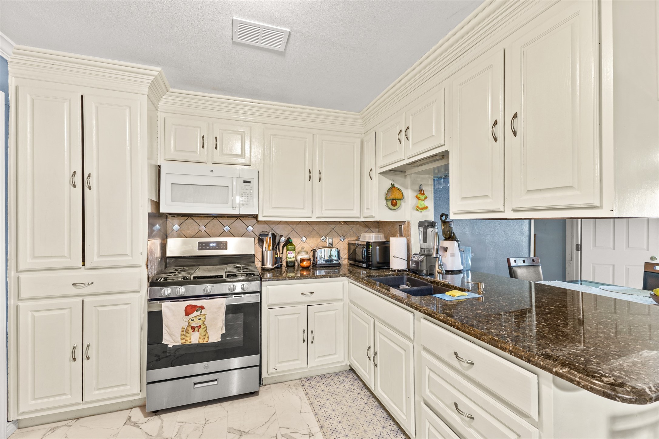 1801 Pleasant Run Road — photo