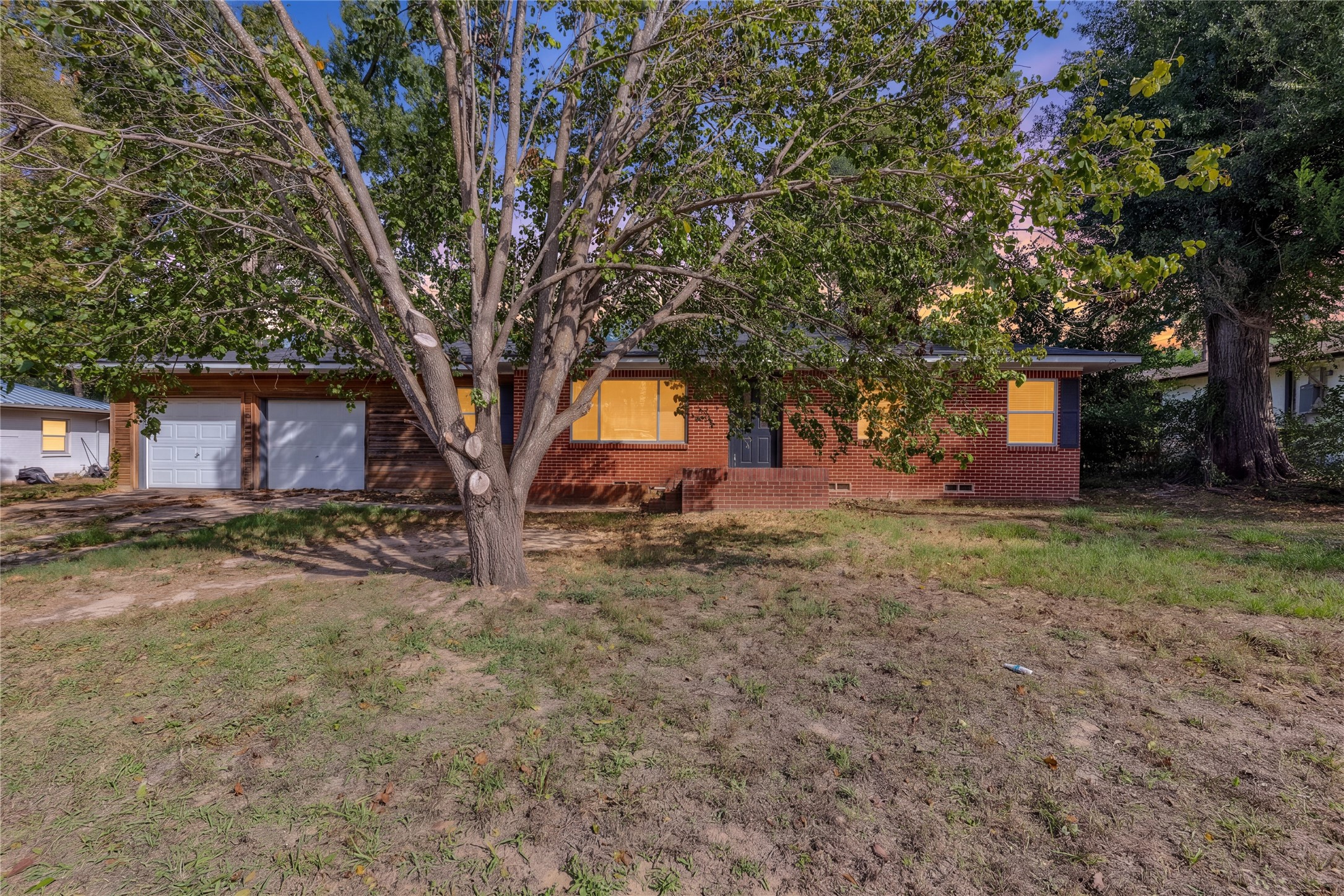 412 N Post Oak Street — photo