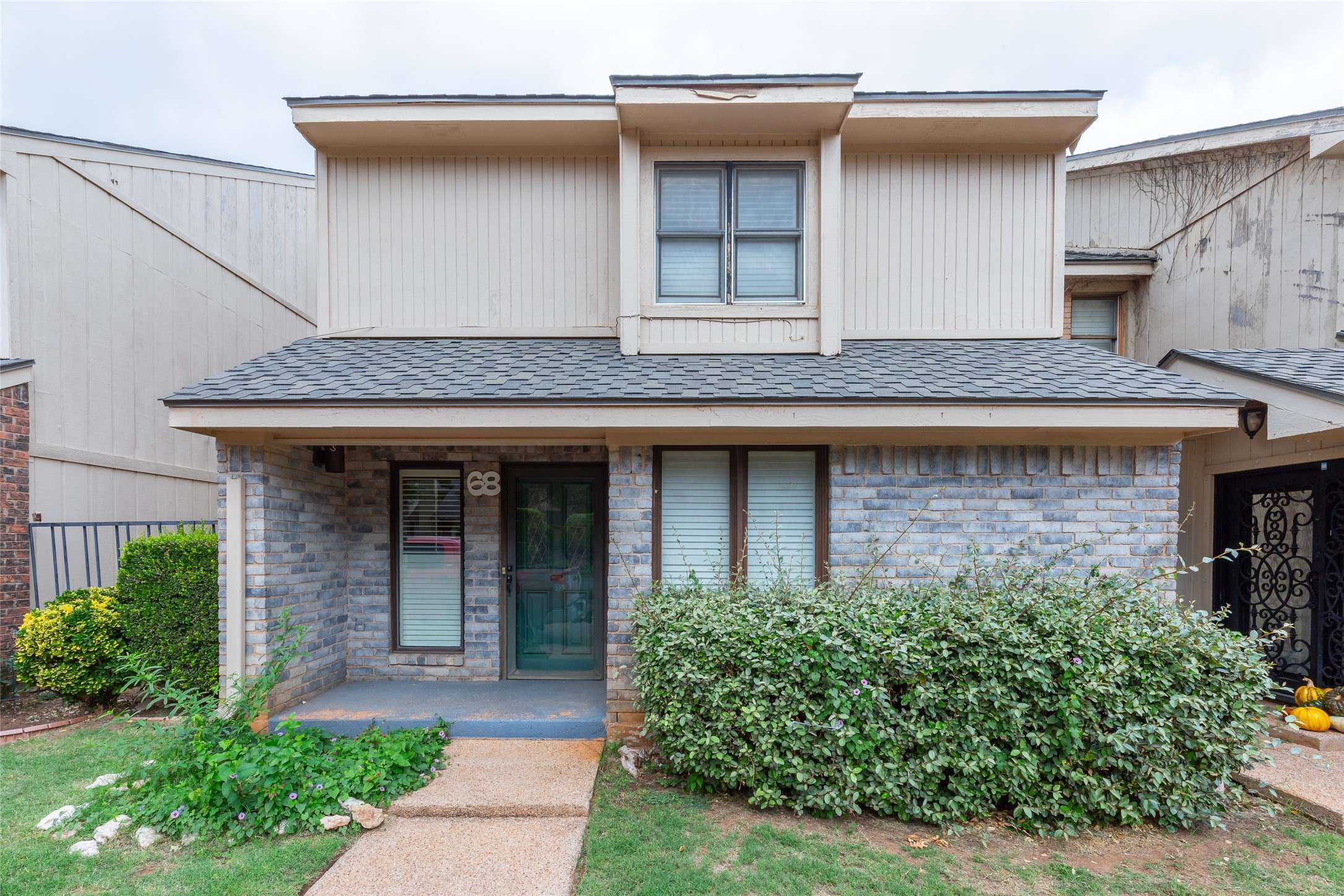 68 Fairway Oaks Boulevard — photo