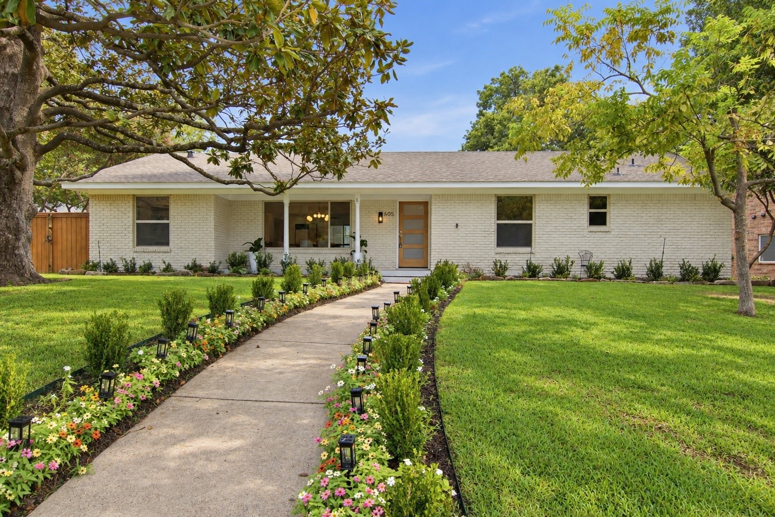 605 Thompson Drive — photo