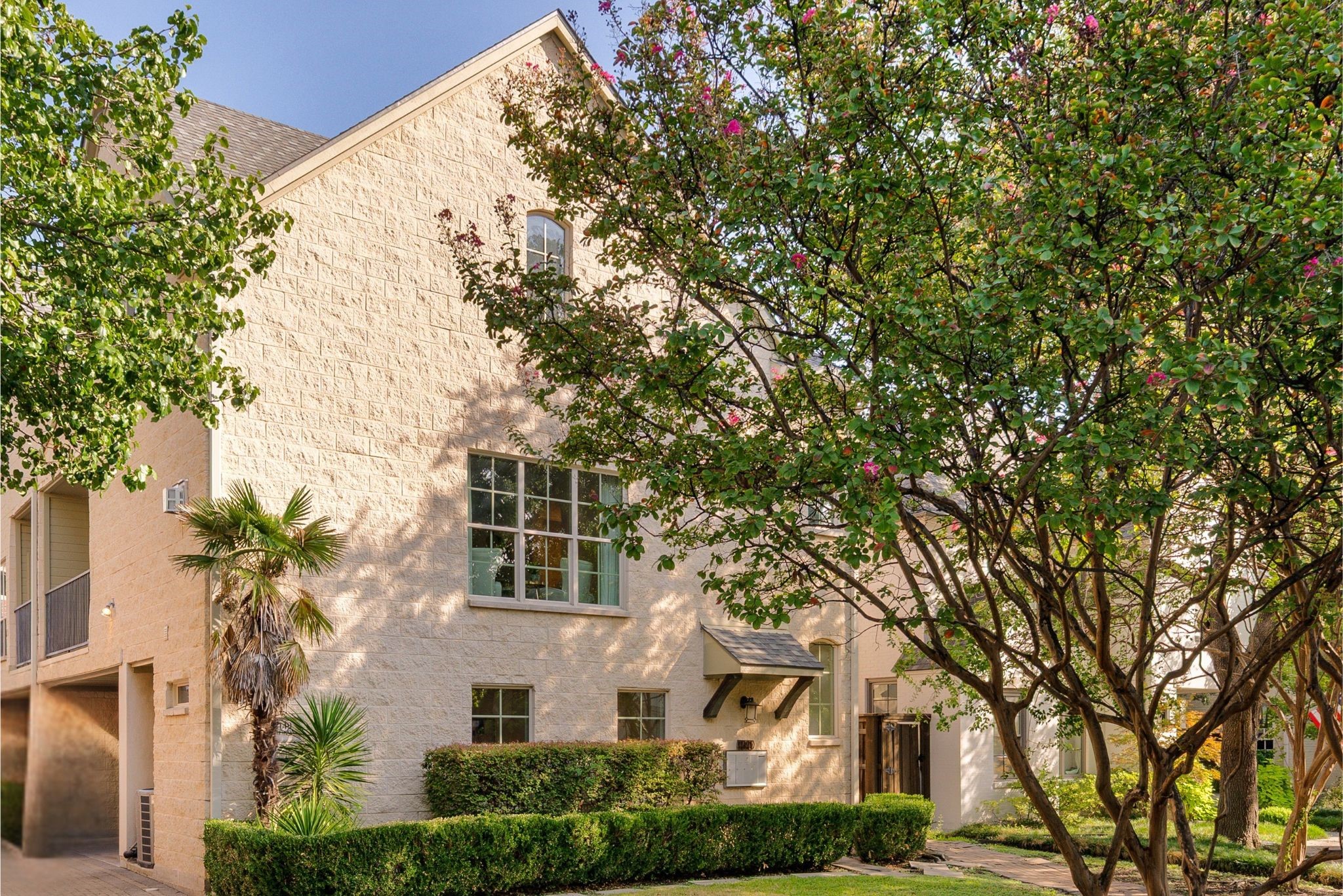 4140 Emerson Avenue Unit 1 — photo