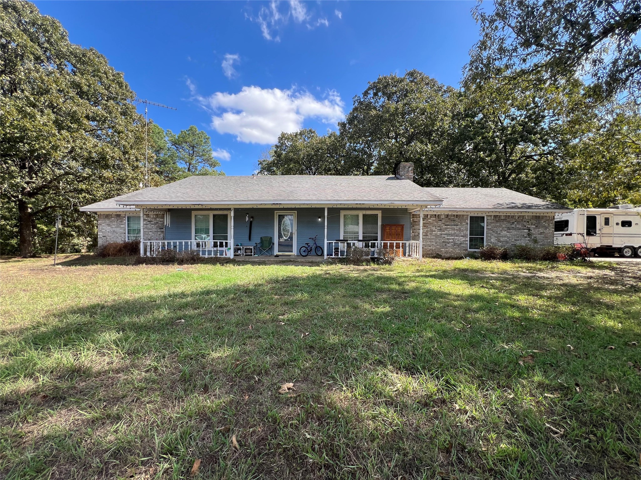 23 Private Road 44053 — photo