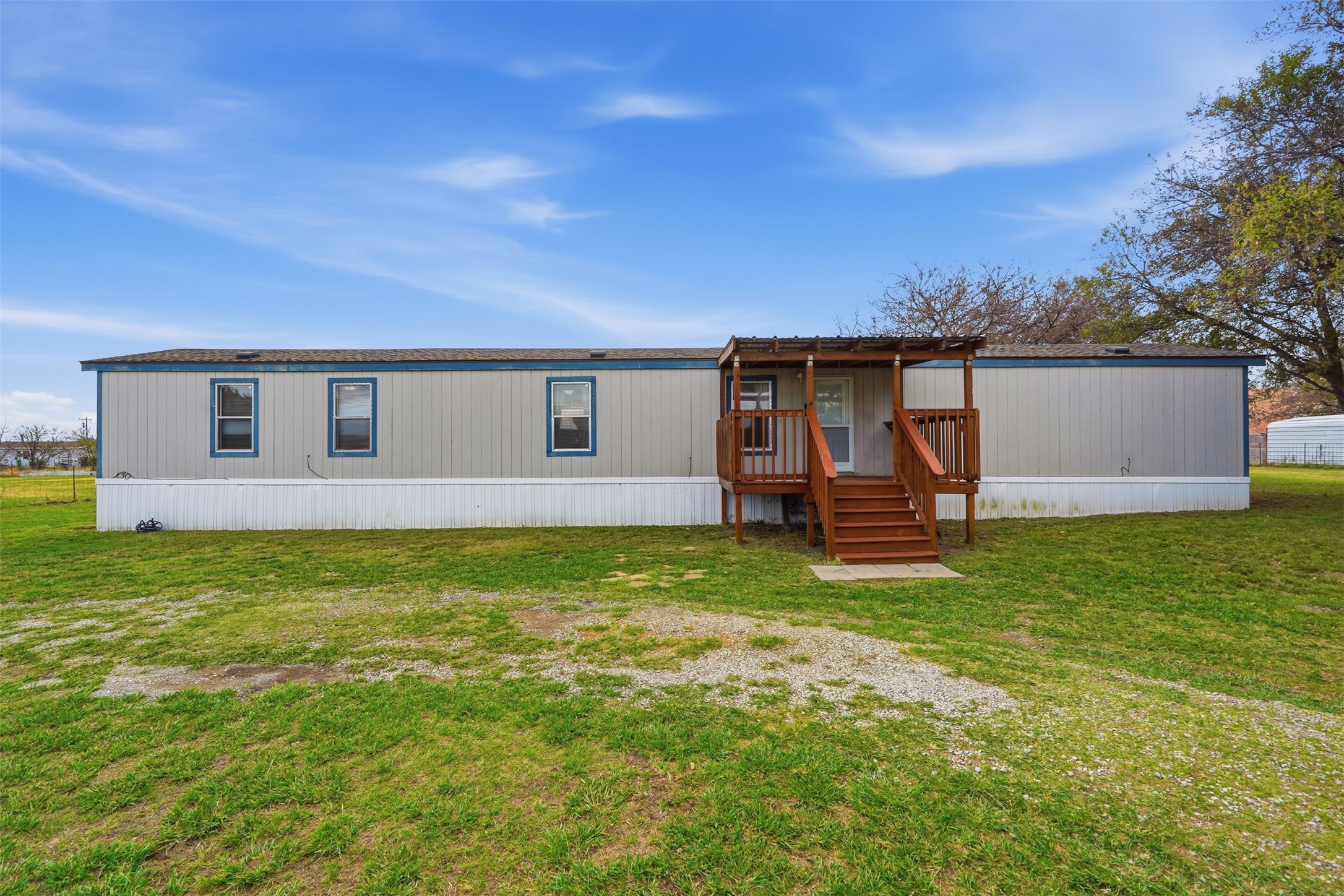 120 Private Road 4907 — photo