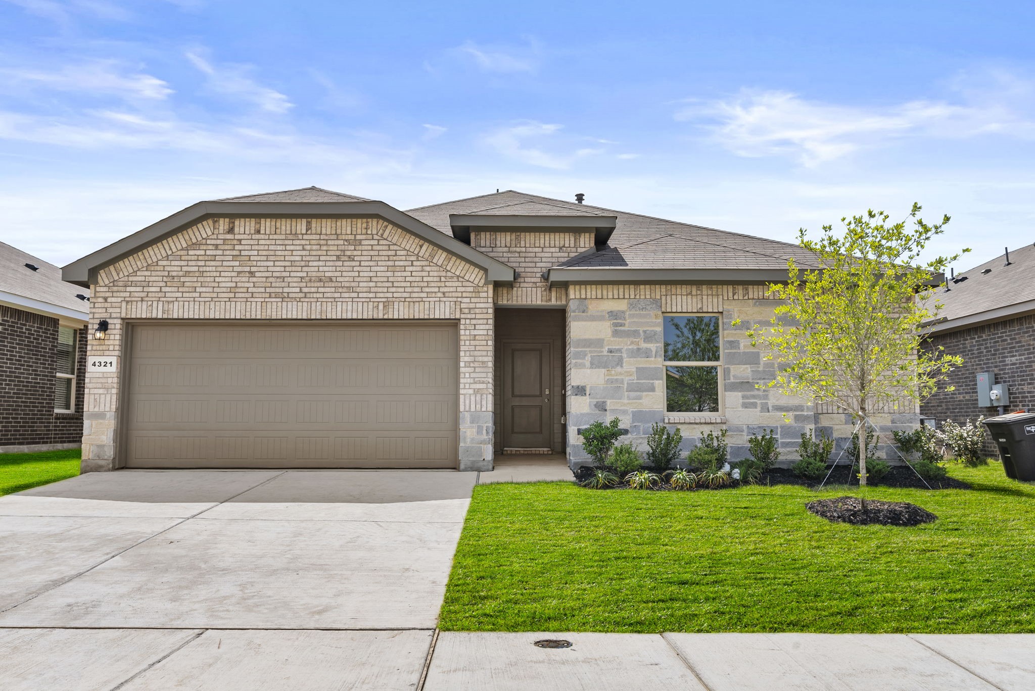 4321 Valley Brook Drive — photo