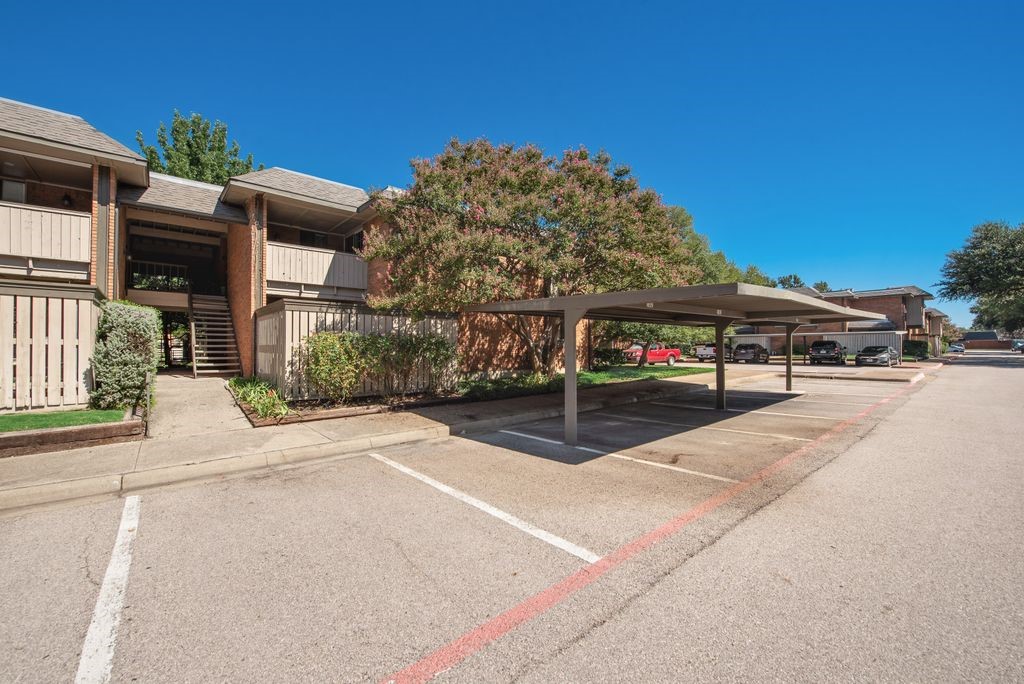 2803 Rio Branco Street 202 J — photo