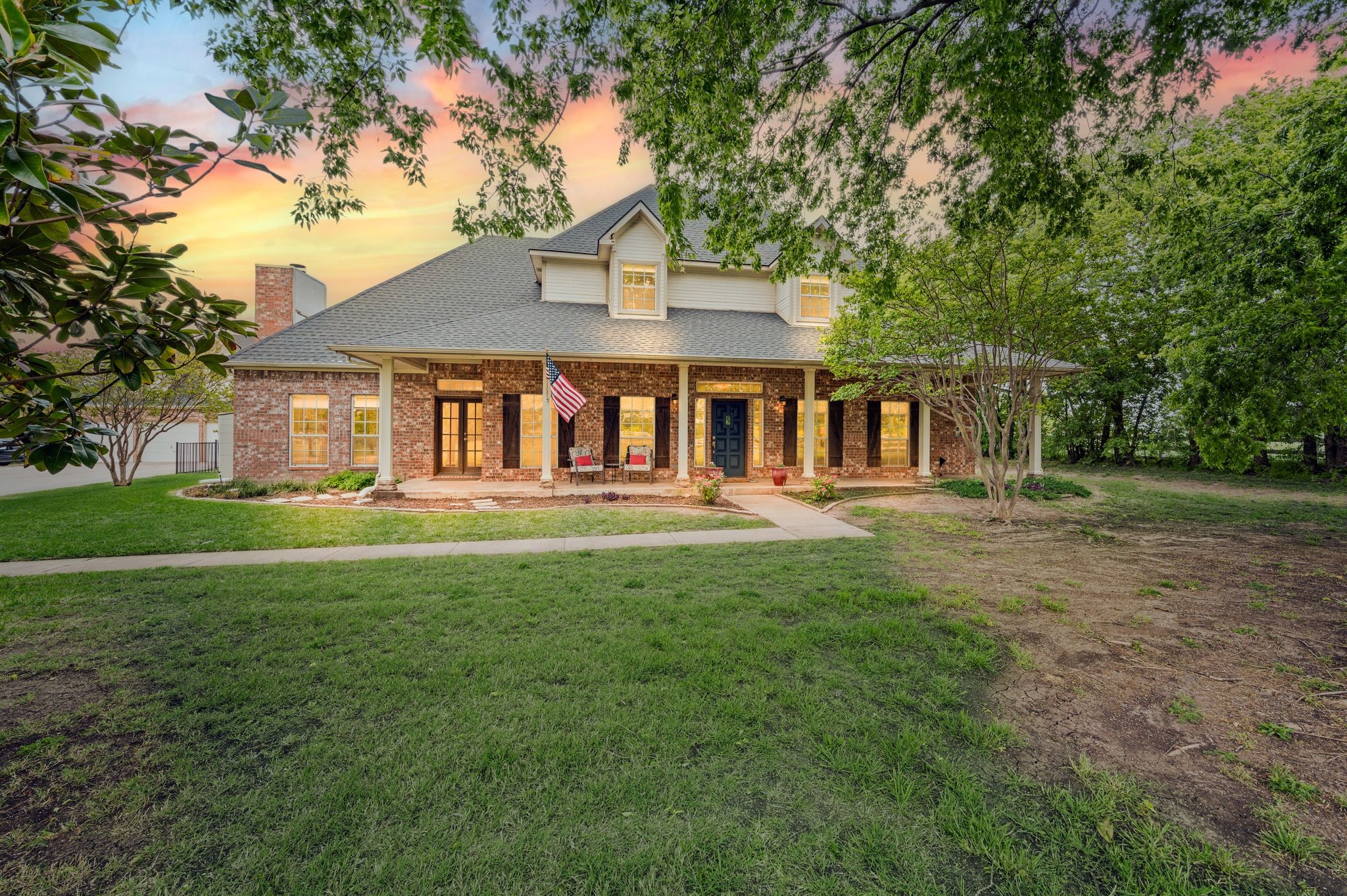 4411 Glenwood Lane — photo