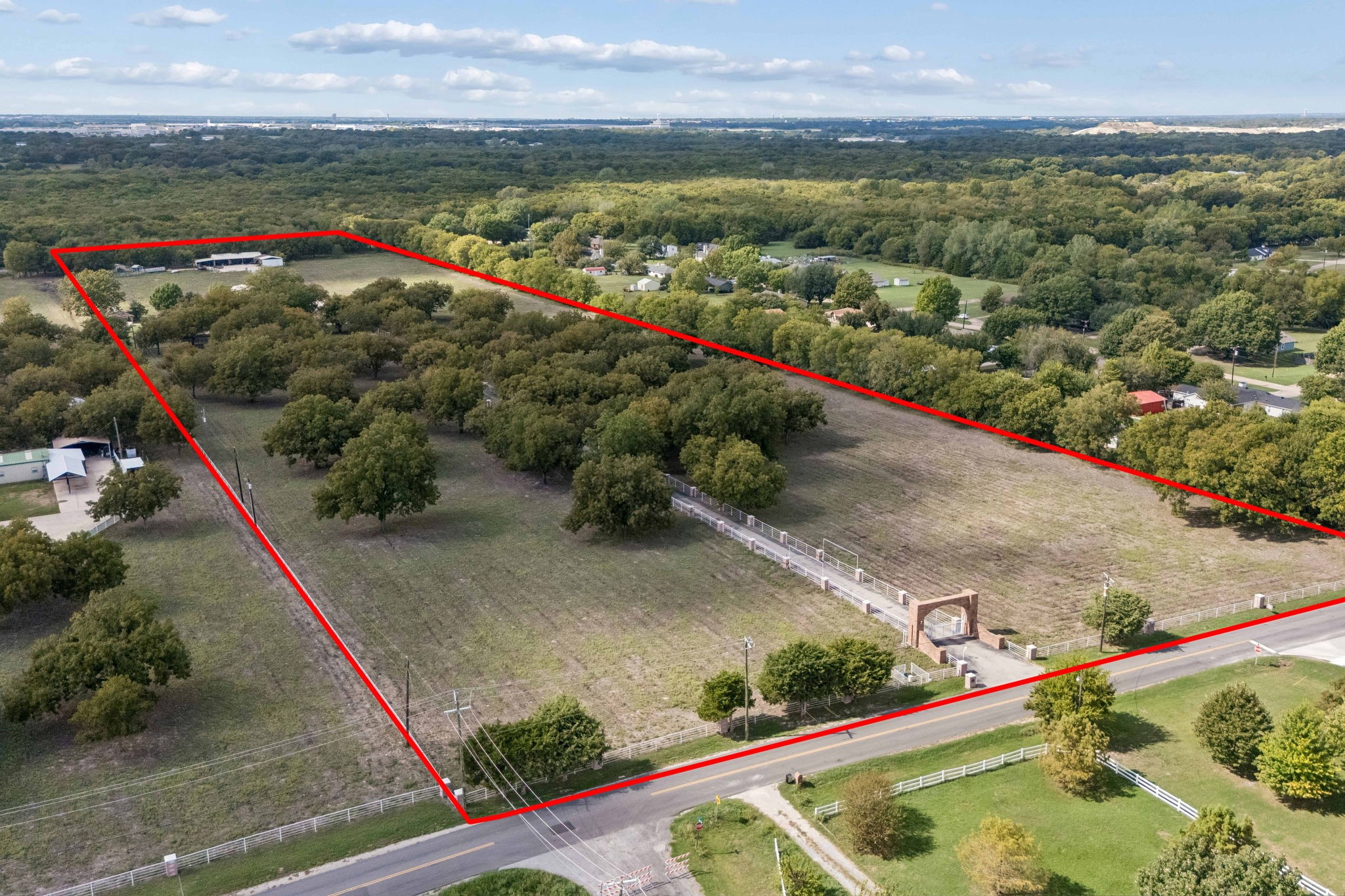 2020 S Bridgefarmer Road — photo