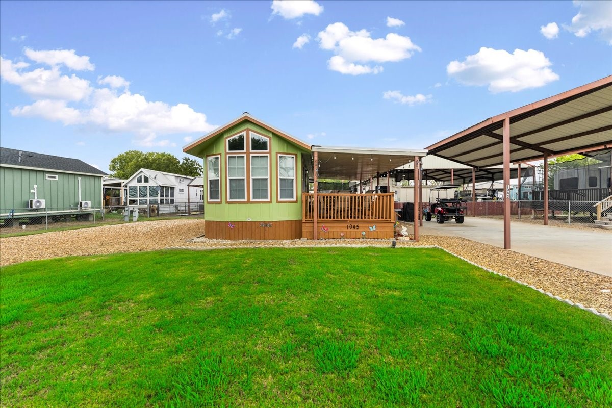 1045 Pelican Isle Drive — photo
