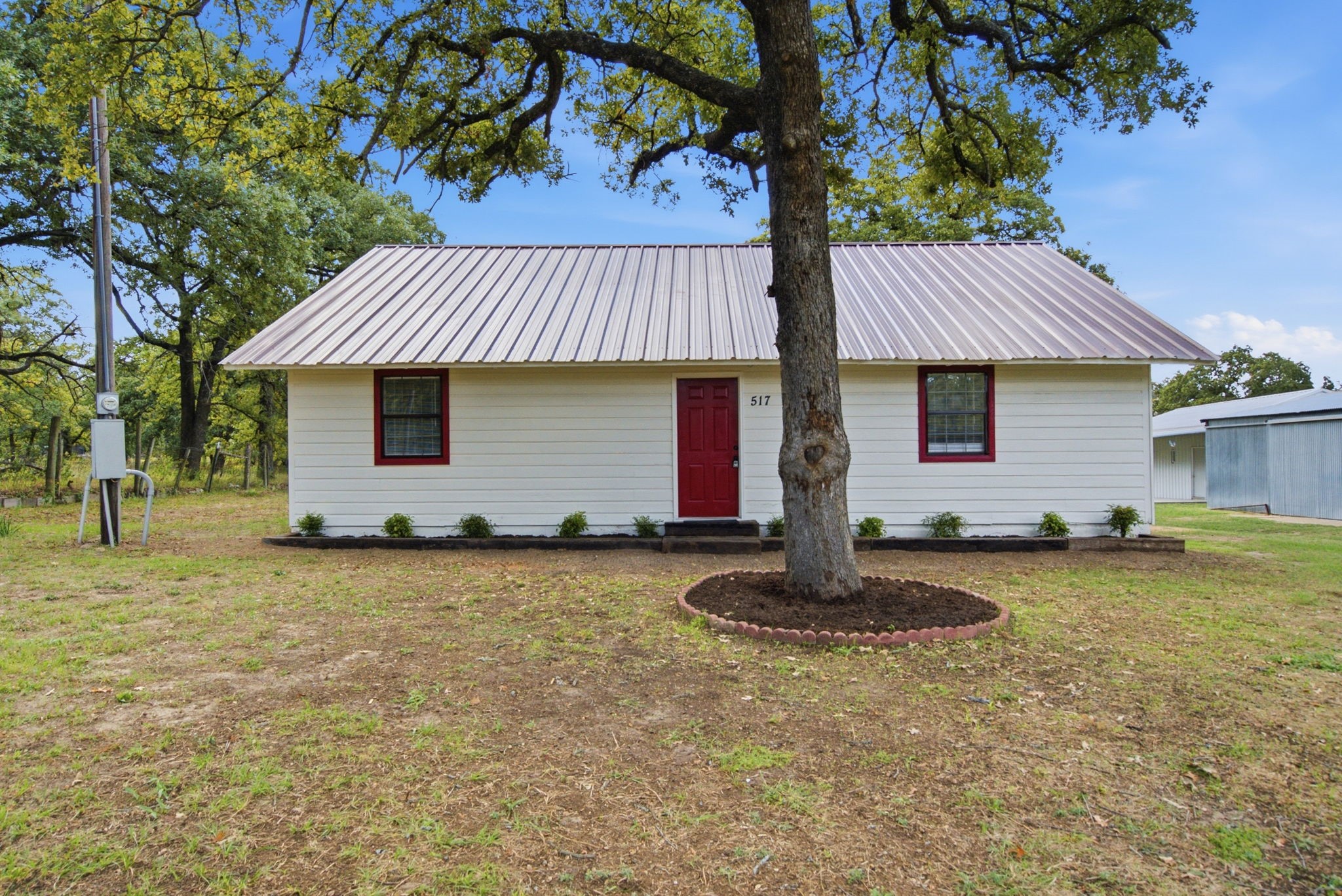 517 Sandy Oaks Road — photo